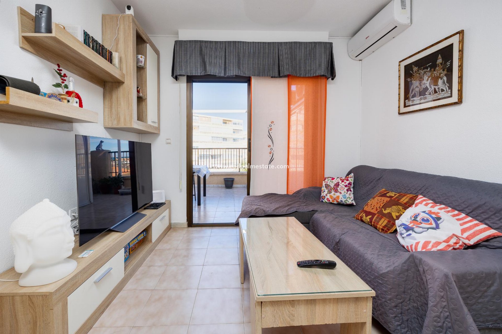 Återförsäljning - Apartamento -
Torrevieja - La Mata