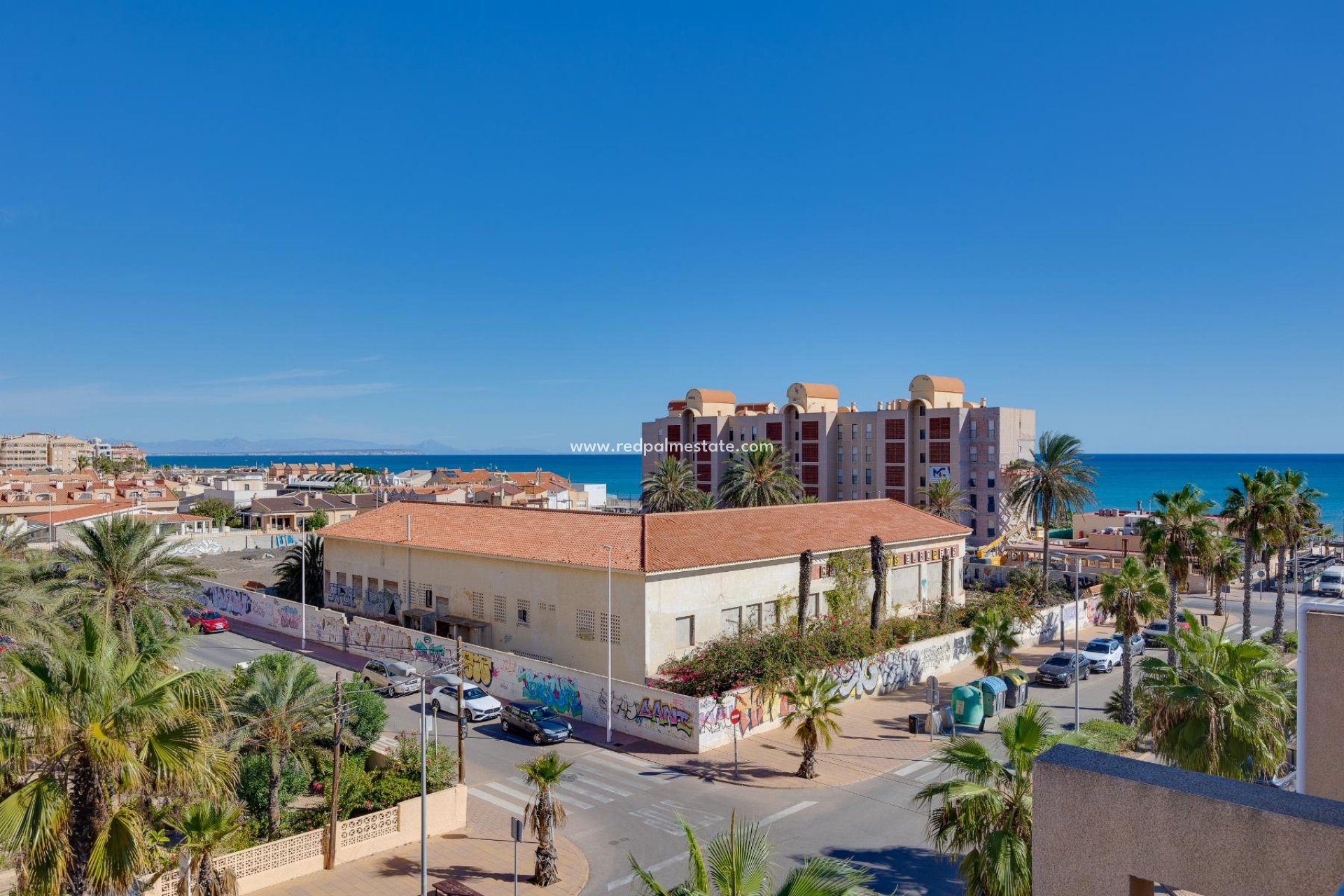 Återförsäljning - Apartamento -
Torrevieja - La Mata