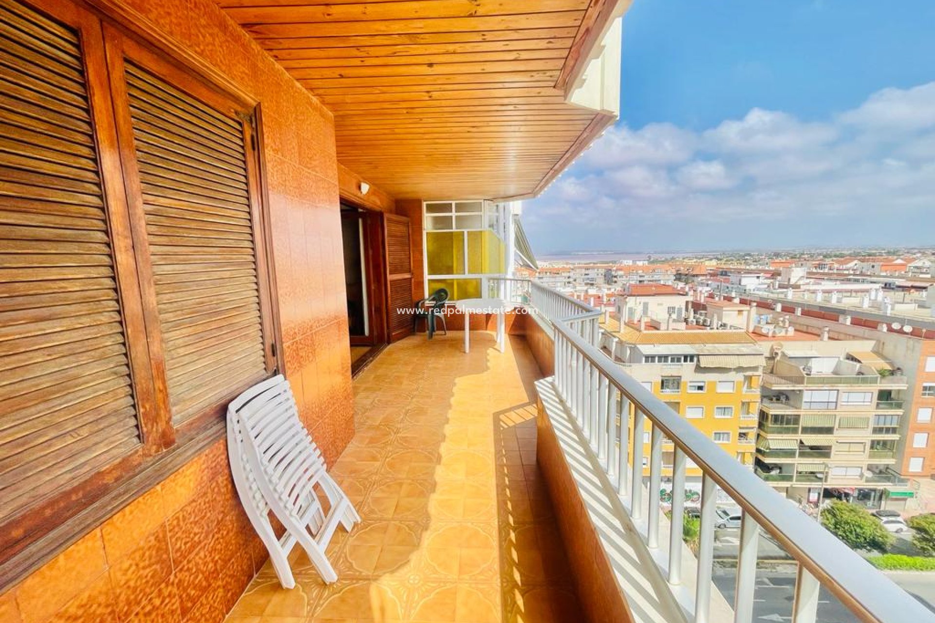 Återförsäljning - Apartamento -
Torrevieja - Playa Acequion