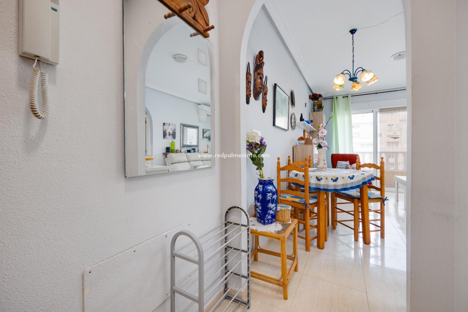 Återförsäljning - Apartamento -
Torrevieja - Playa de Los Locos-Curva del Palangre