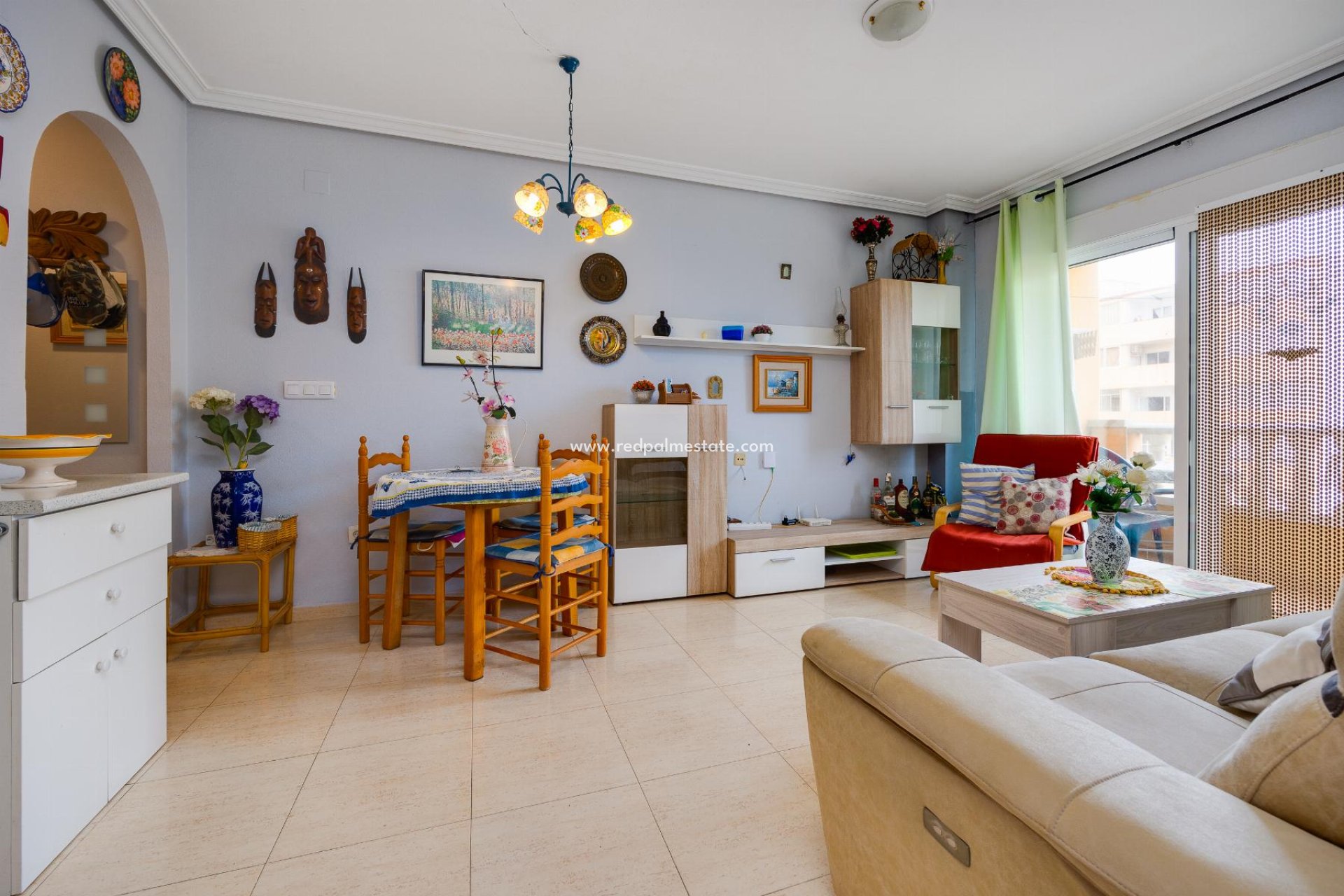 Återförsäljning - Apartamento -
Torrevieja - Playa de Los Locos-Curva del Palangre