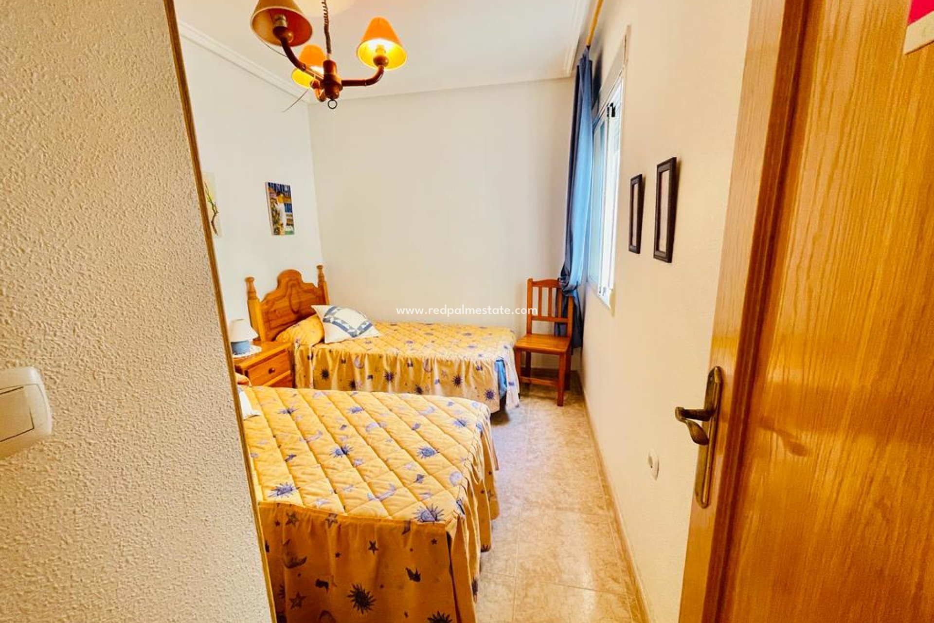 Återförsäljning - Apartamento -
Torrevieja - Playa del Cura