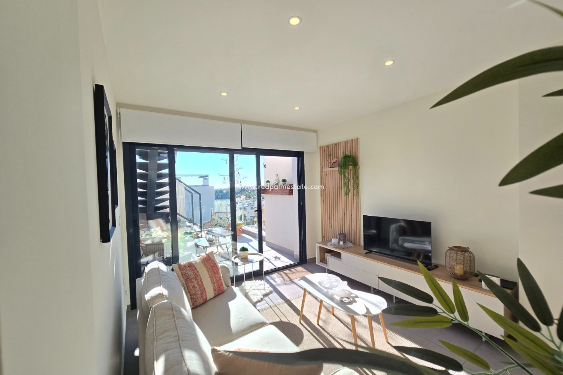 Återförsäljning - Apartment / Flat * -
Orihuela Costa * - Villamartín *