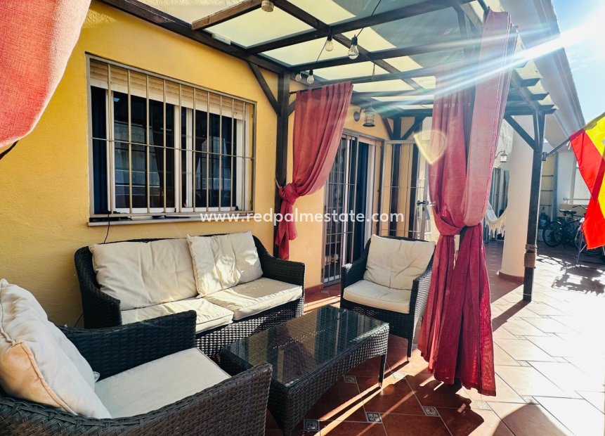 Återförsäljning - Apartment - Top Floor Apartment -
Torrevieja