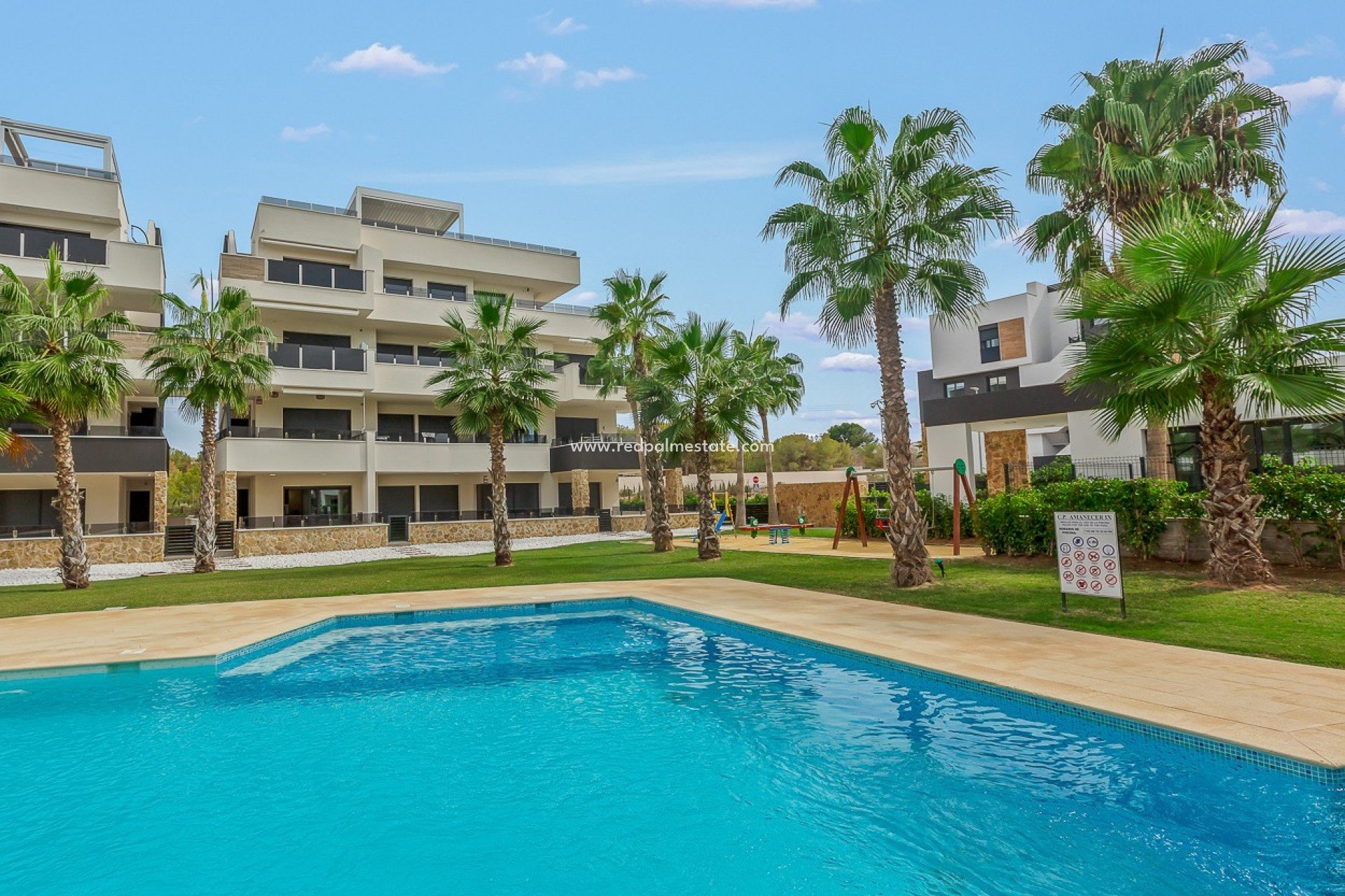 Återförsäljning - Bottenvåning -
Torrevieja - Los Balcones - Los Altos del Edén