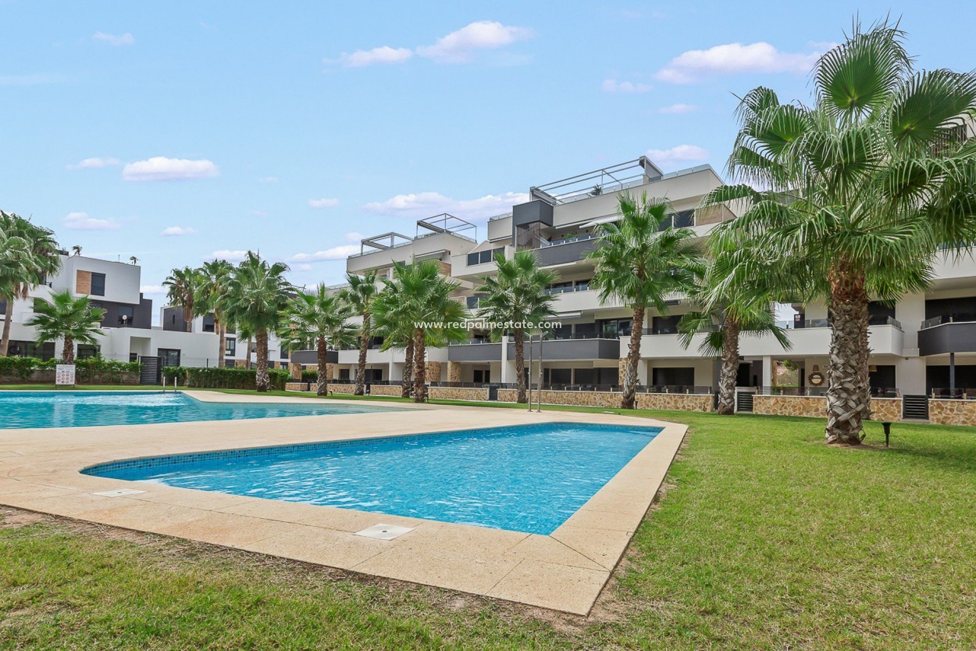 Återförsäljning - Bottenvåning -
Torrevieja - Los Balcones - Los Altos del Edén