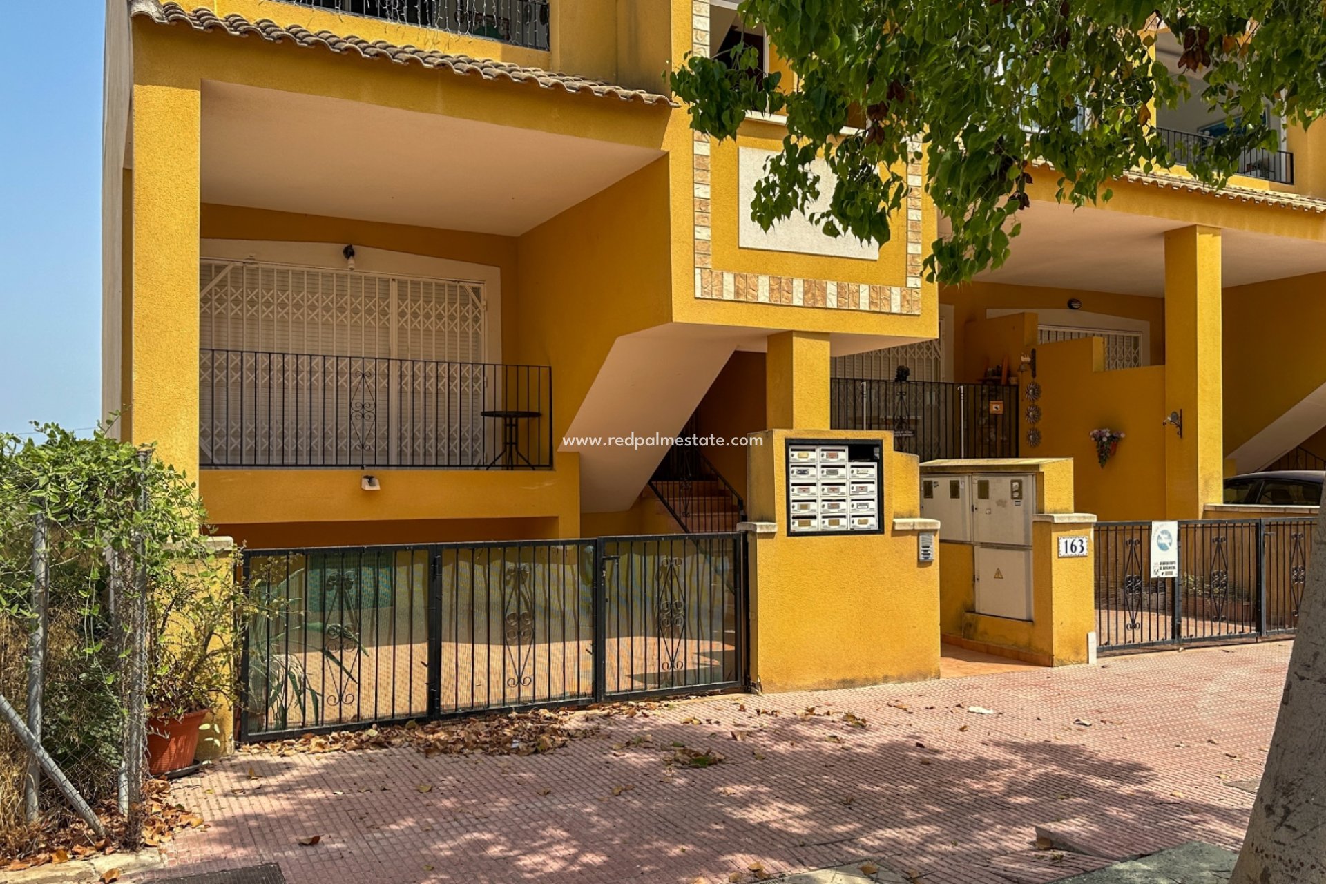 Återförsäljning - Bungalow -
Daya Nueva - Costa Blanca