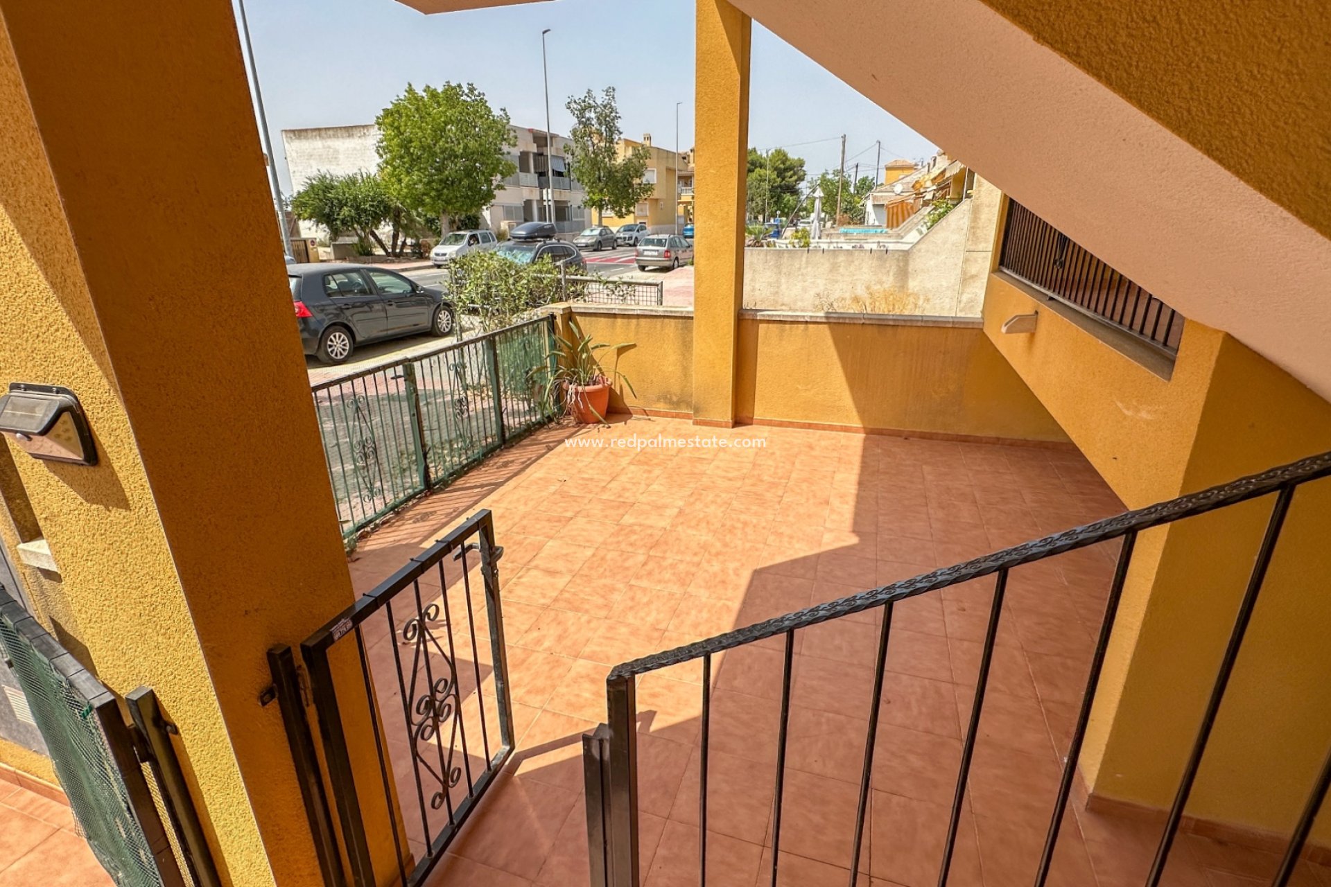 Återförsäljning - Bungalow -
Daya Nueva - Costa Blanca