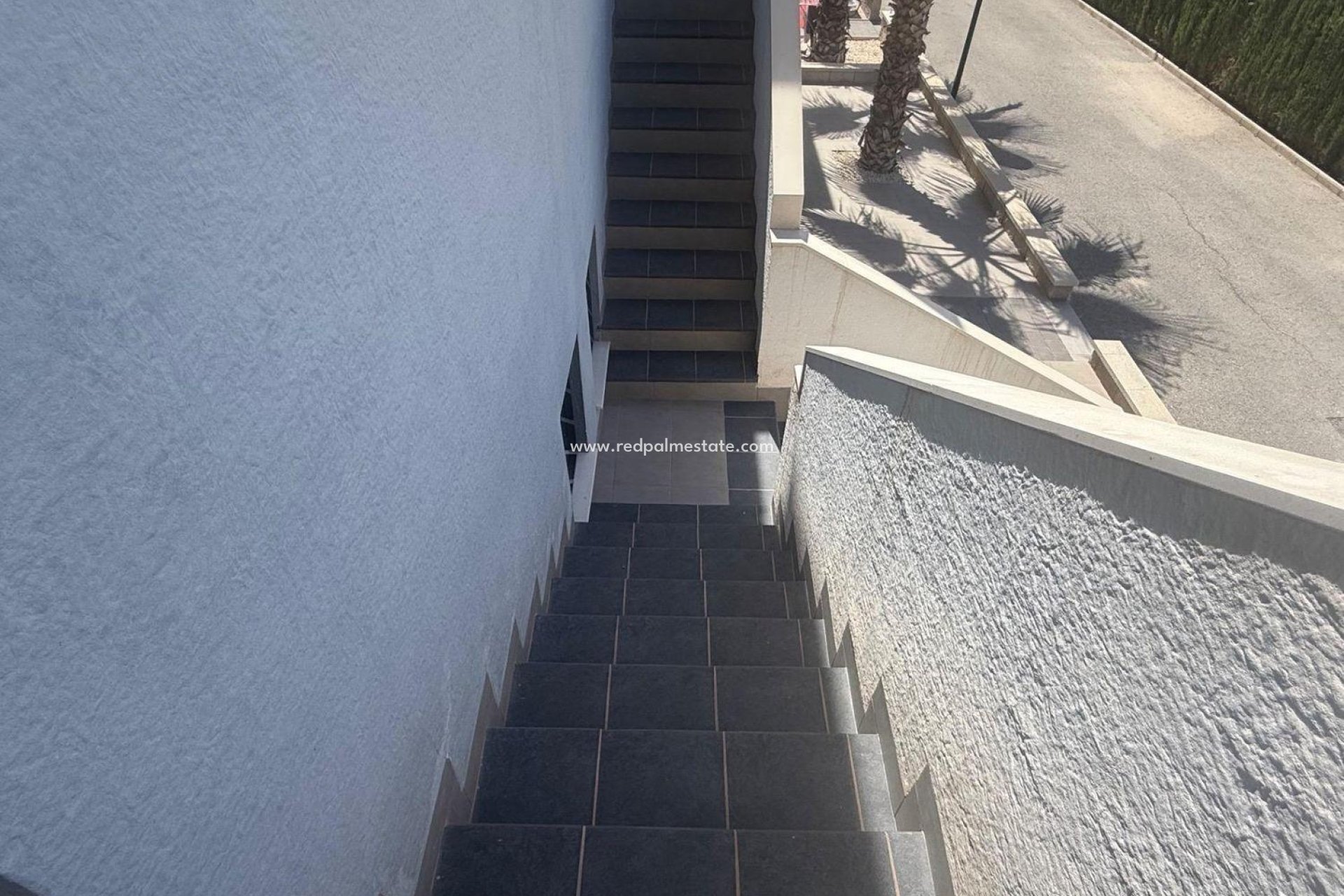 Återförsäljning - Bungalow -
Guardamar del Segura - Oasis Beach