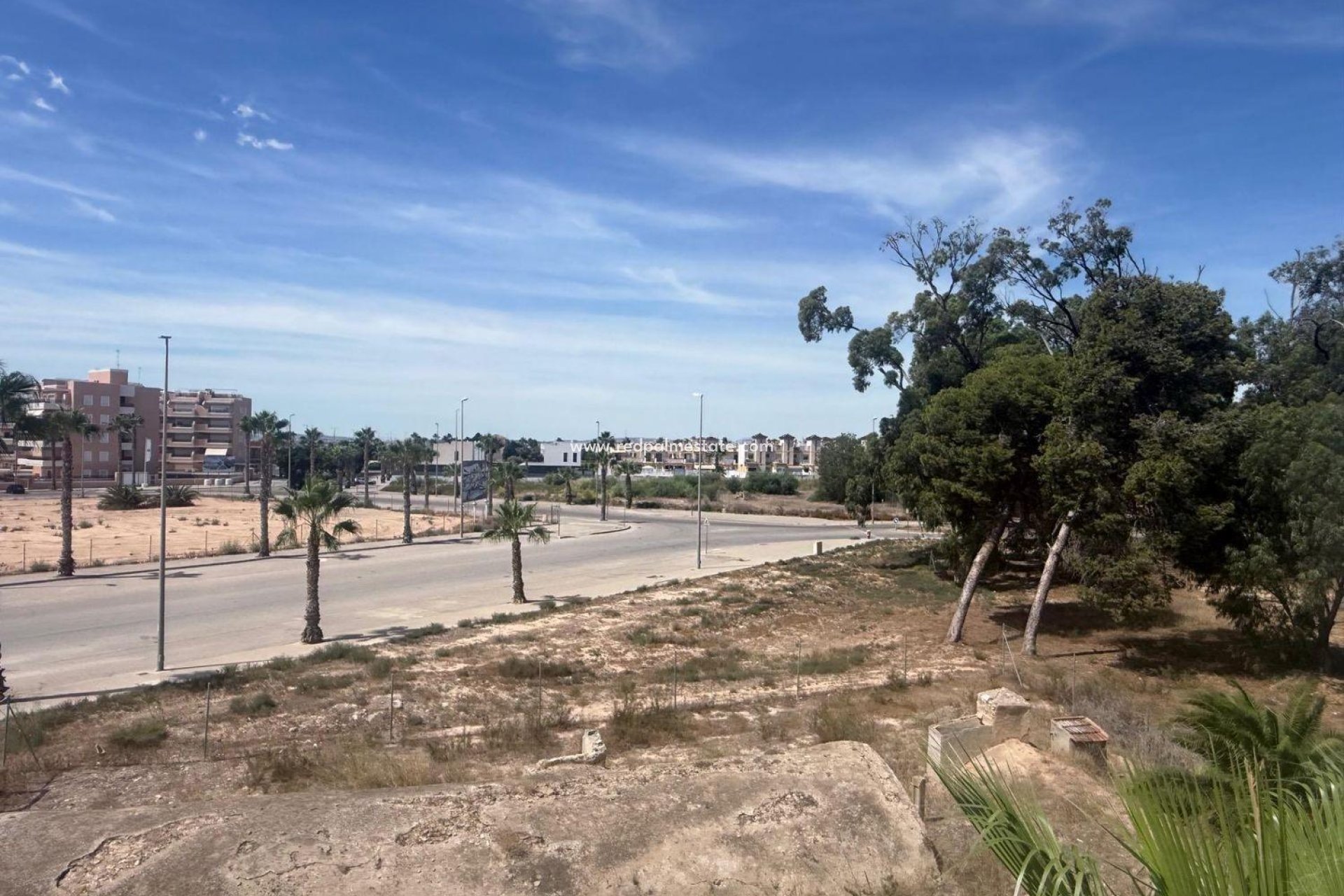 Återförsäljning - Bungalow -
Guardamar del Segura - Oasis Beach