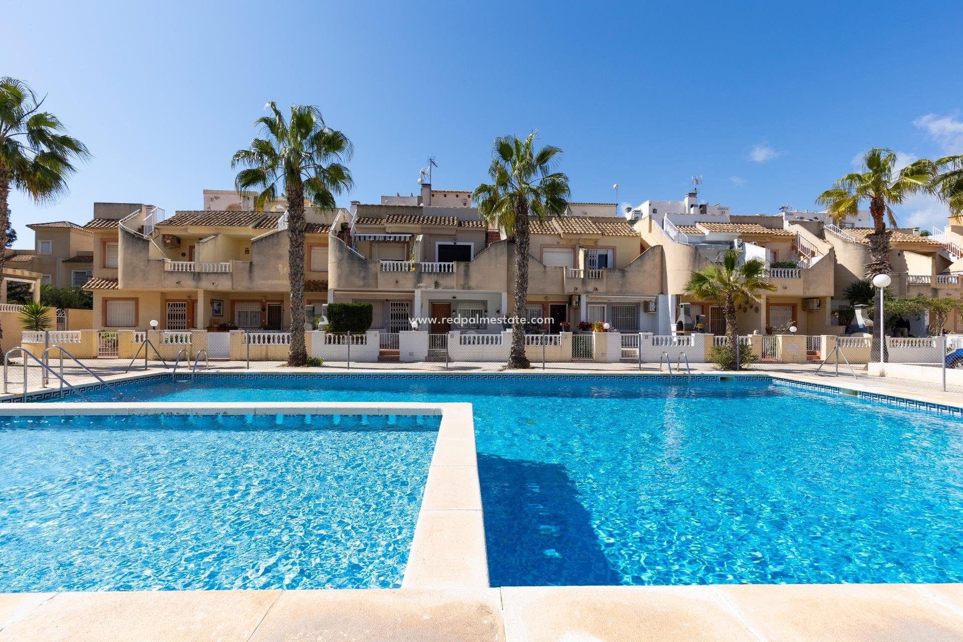 Återförsäljning - Bungalow -
Guardamar del Segura - Urbanizaciones