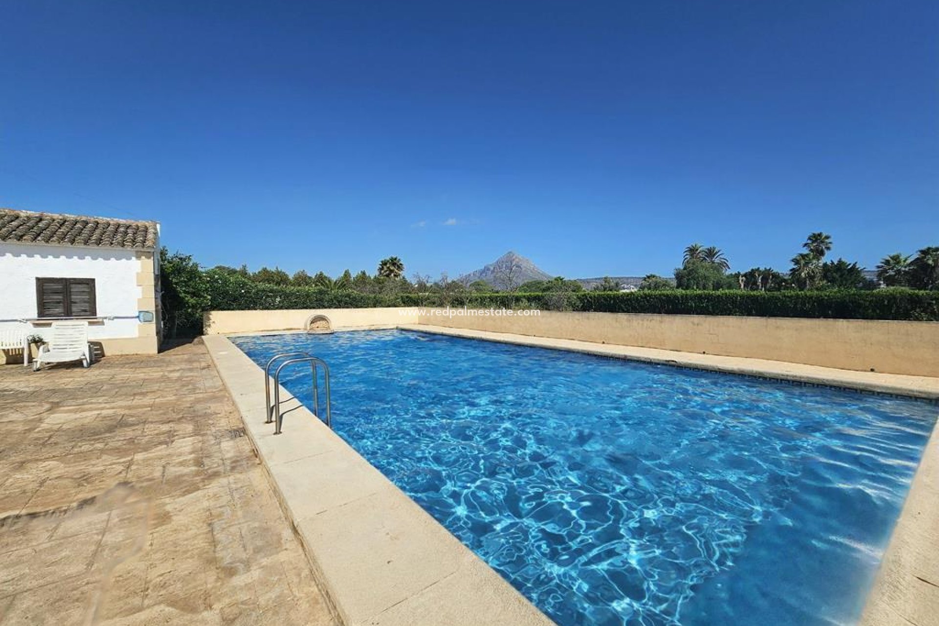 Återförsäljning - Bungalow -
Jávea