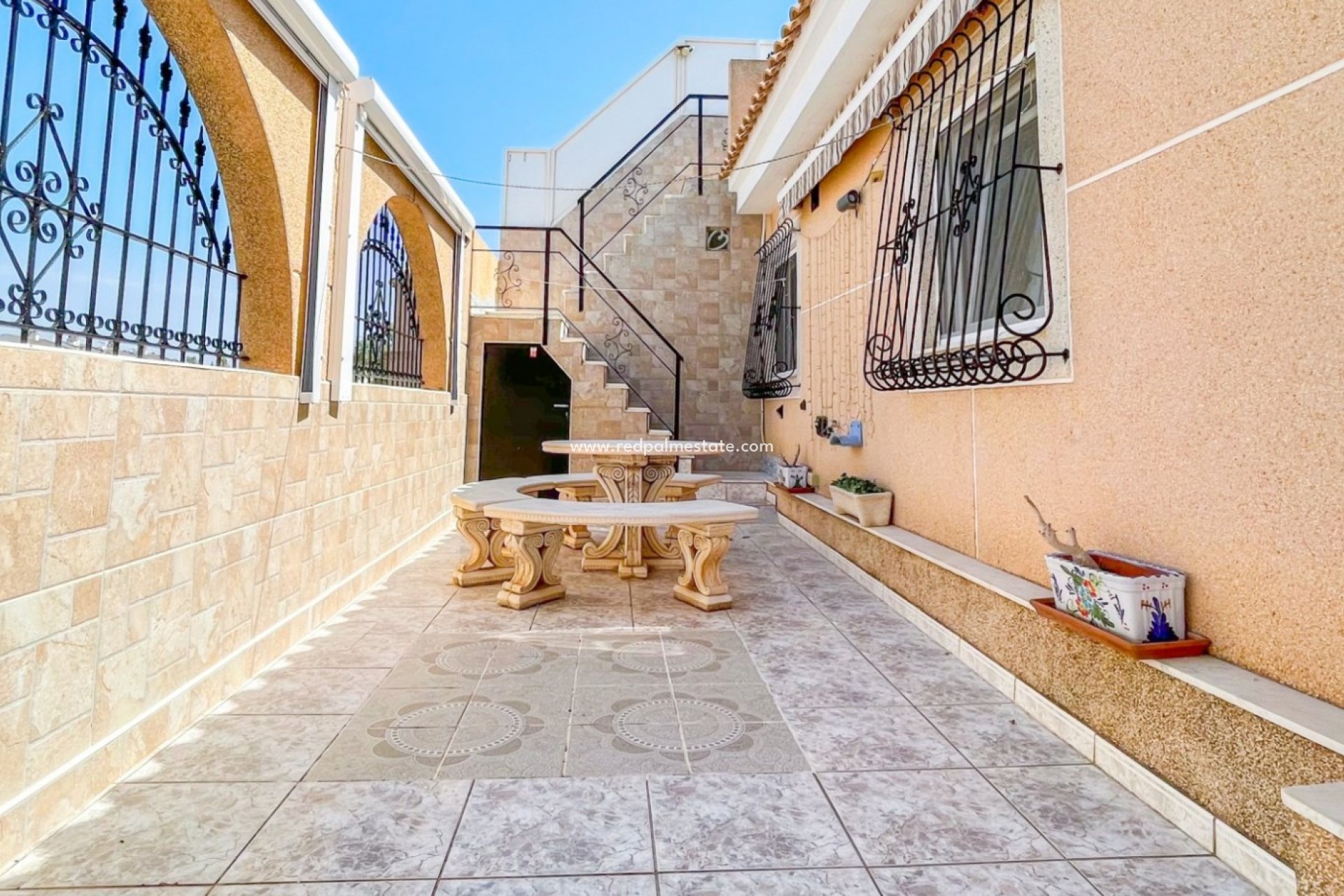 Återförsäljning - Bungalow -
Los Alczares - Los Alcazares