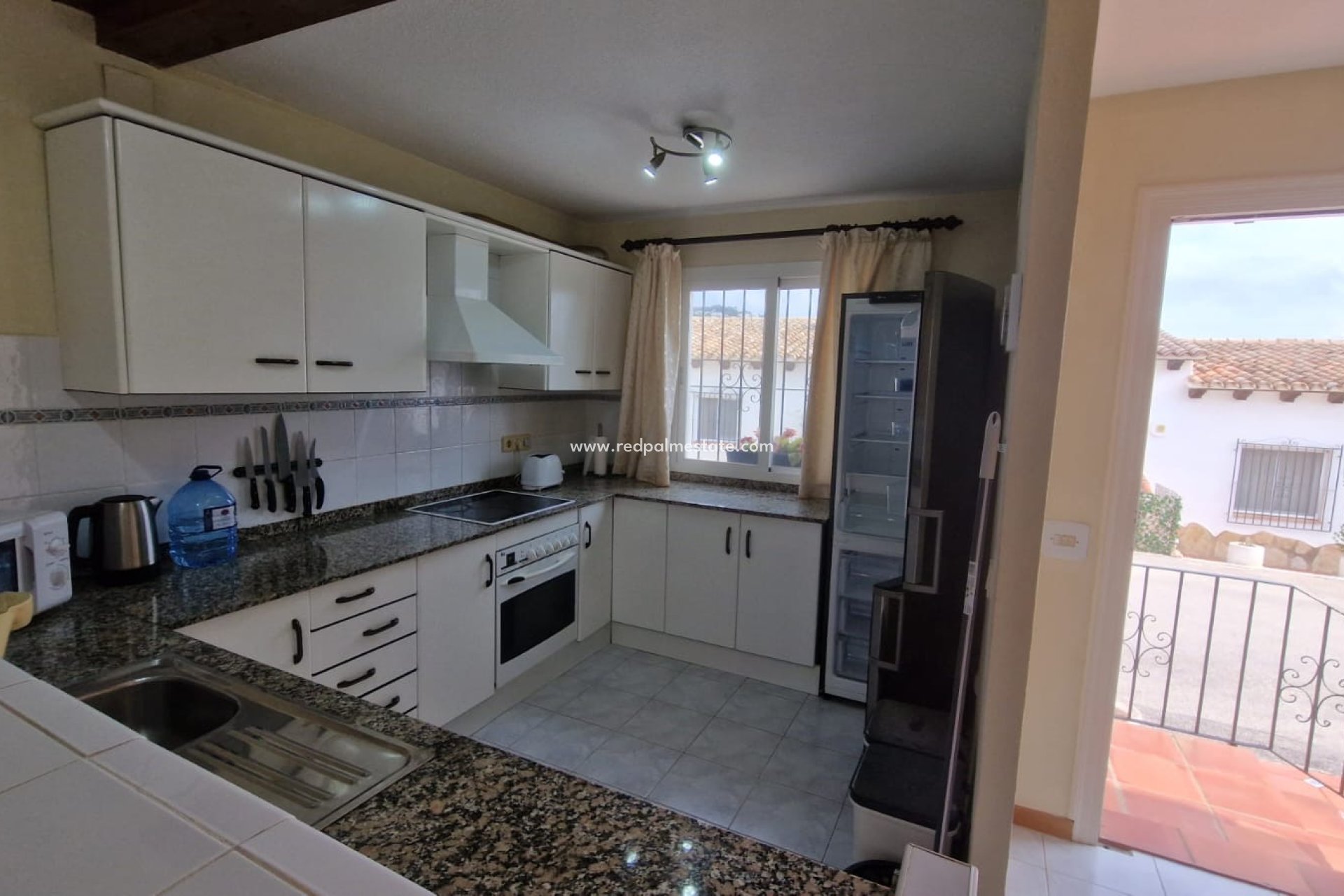 Återförsäljning - Bungalow -
Moraira - Costa Blanca