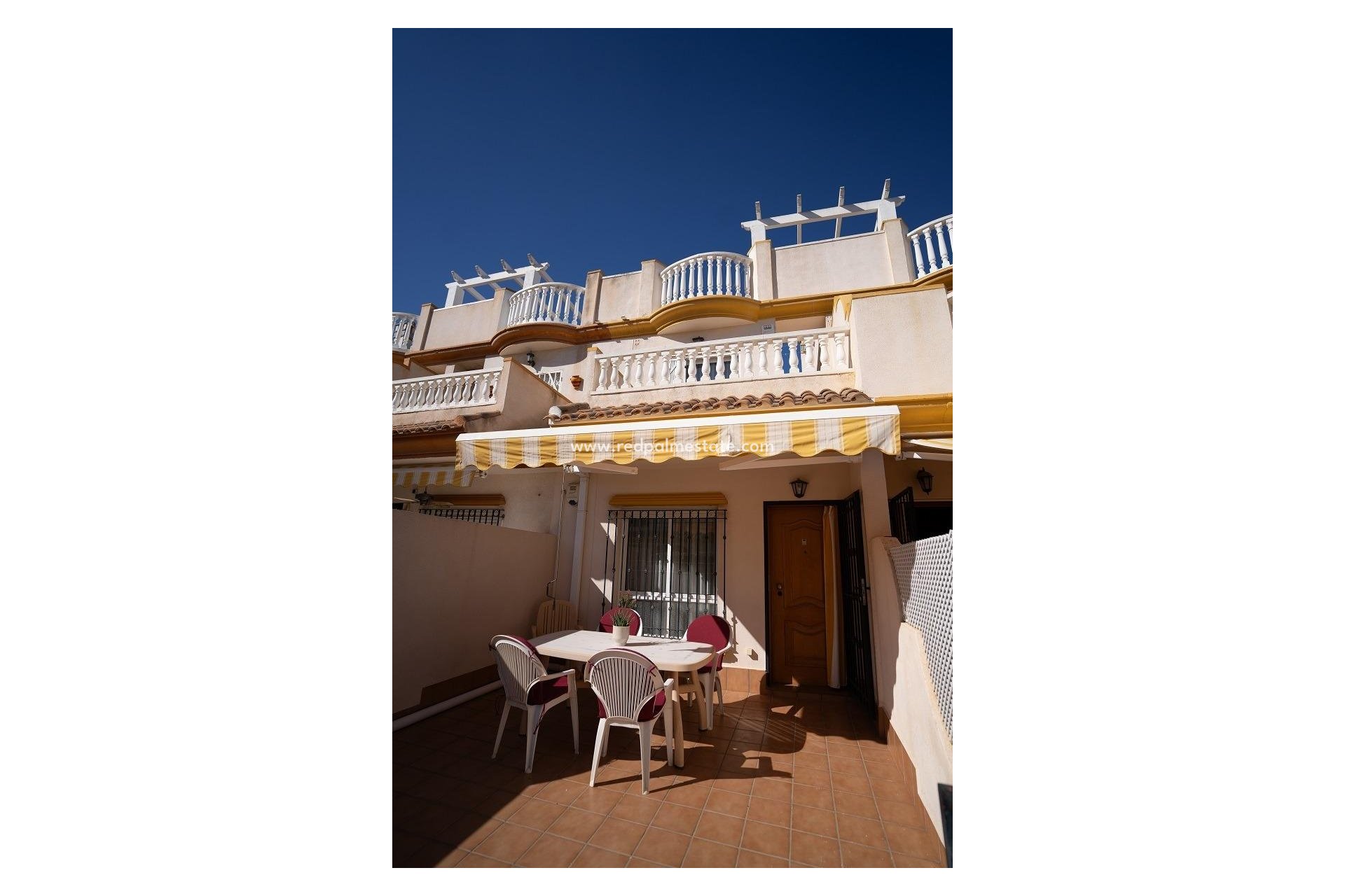 Återförsäljning - Bungalow -
Orihuela Costa - Cabo Roig