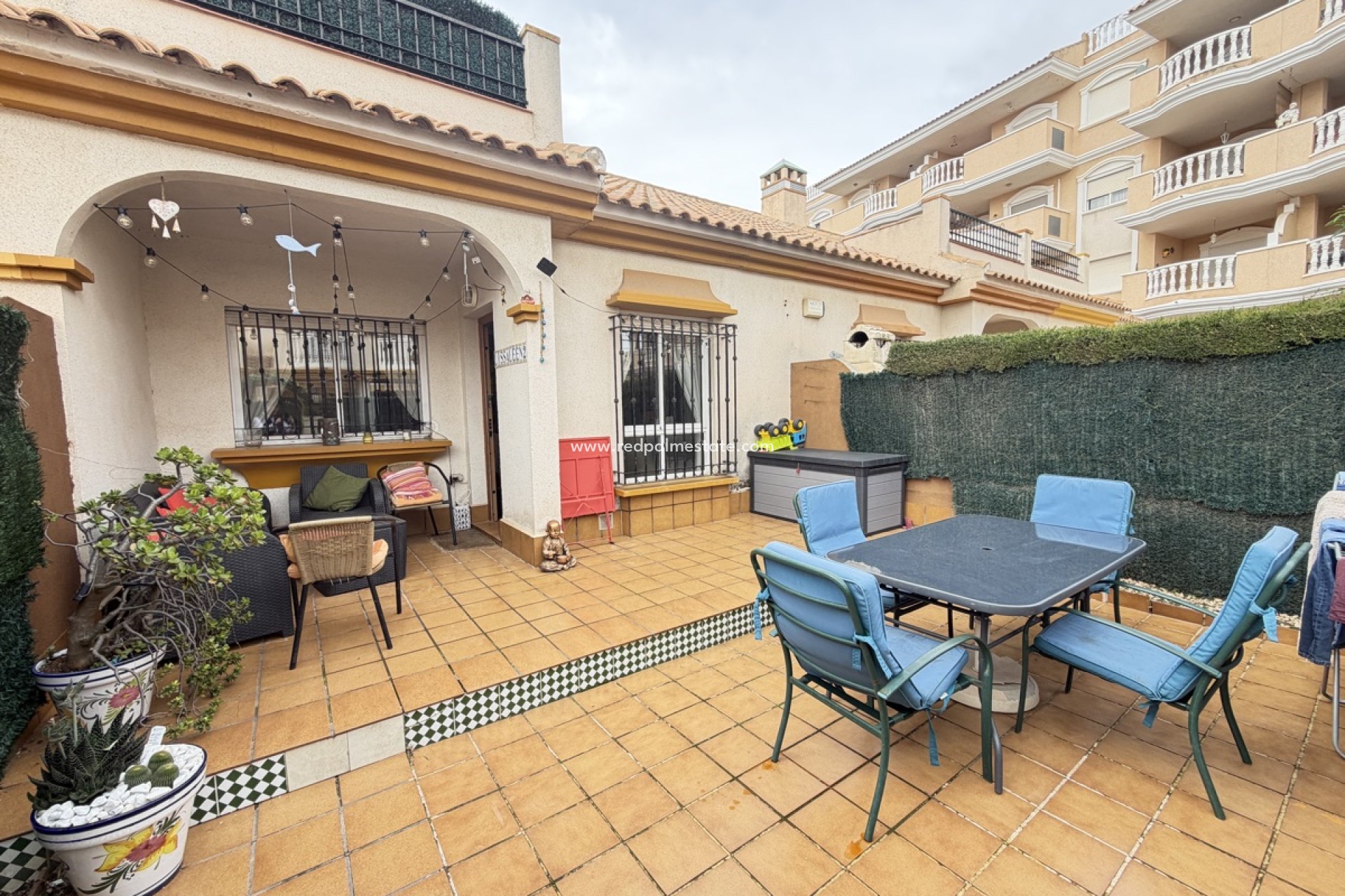 Återförsäljning - Bungalow -
Orihuela Costa - Cabo Roig