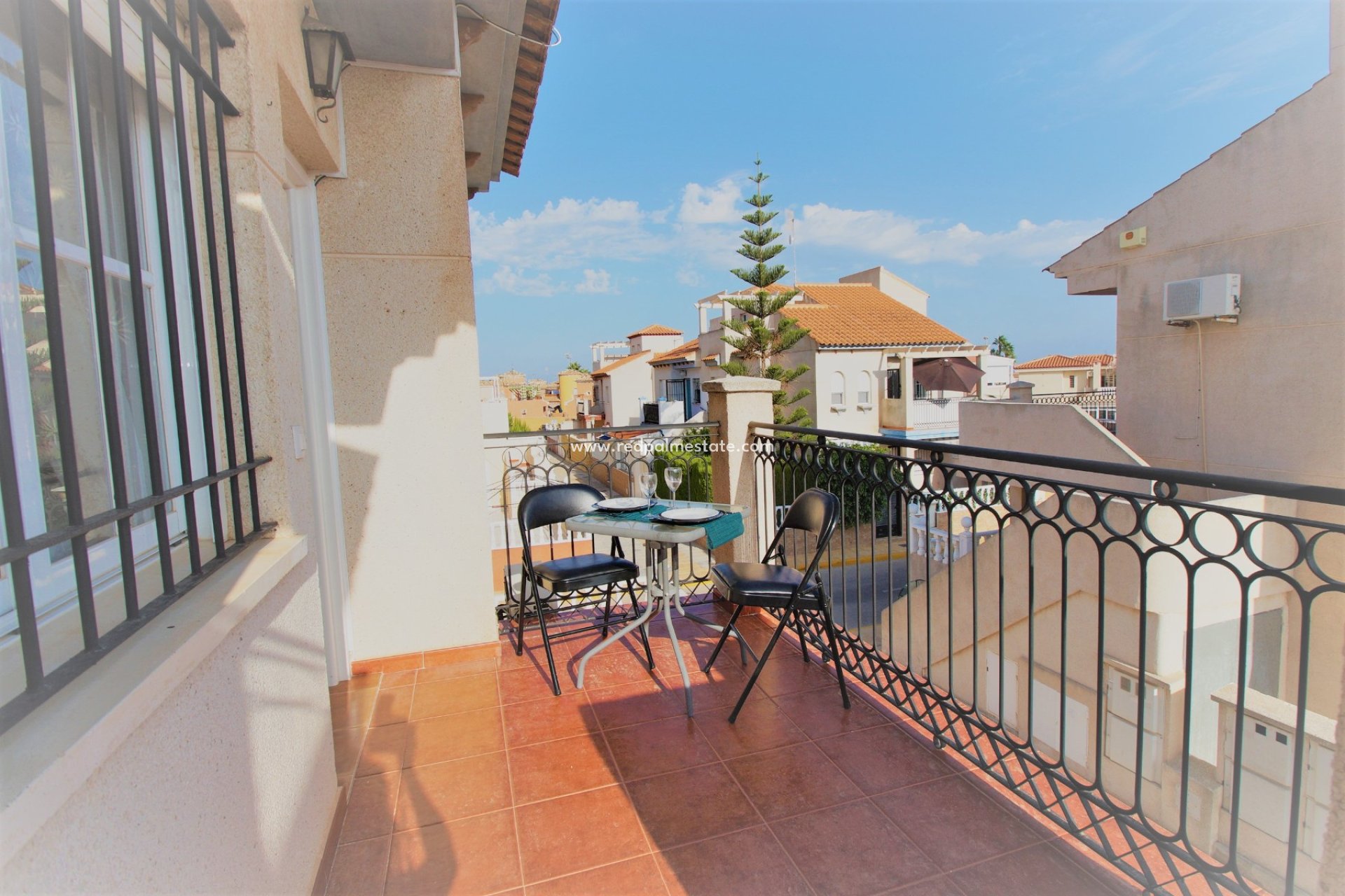 Återförsäljning - Bungalow -
Orihuela Costa - Costa Blanca