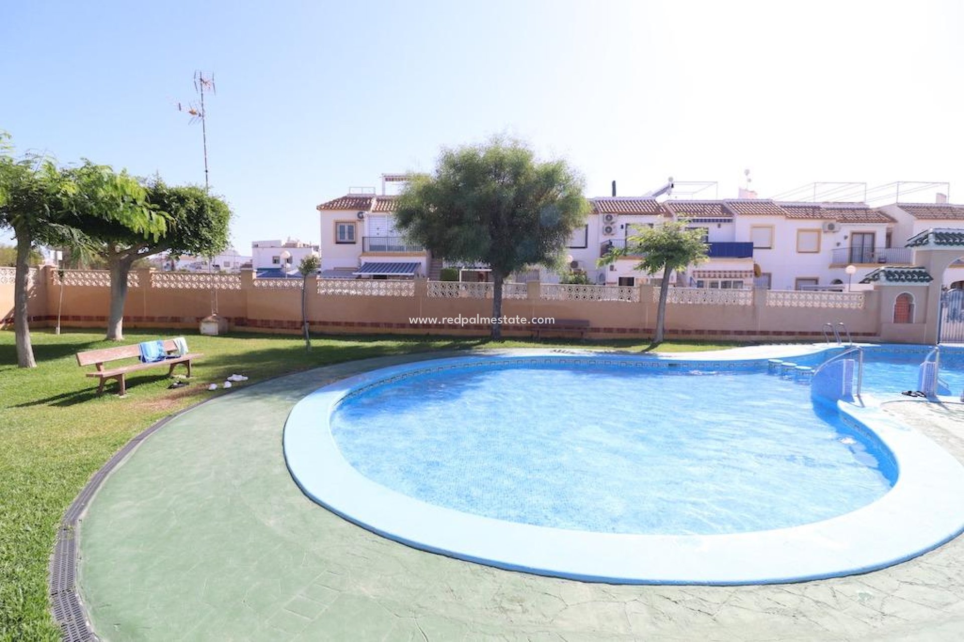 Återförsäljning - Bungalow -
Orihuela Costa - Costa Blanca