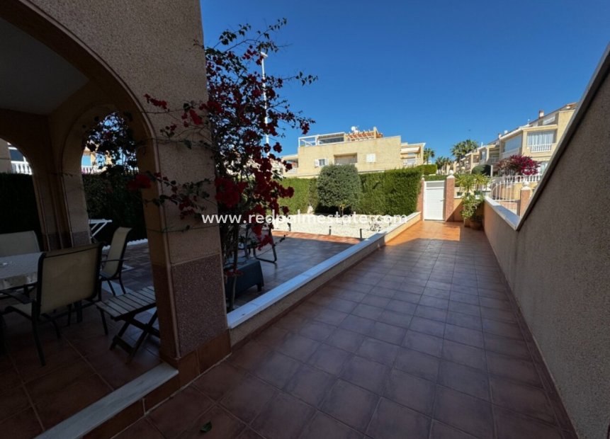 Återförsäljning - Bungalow -
Orihuela Costa - Costa Blanca