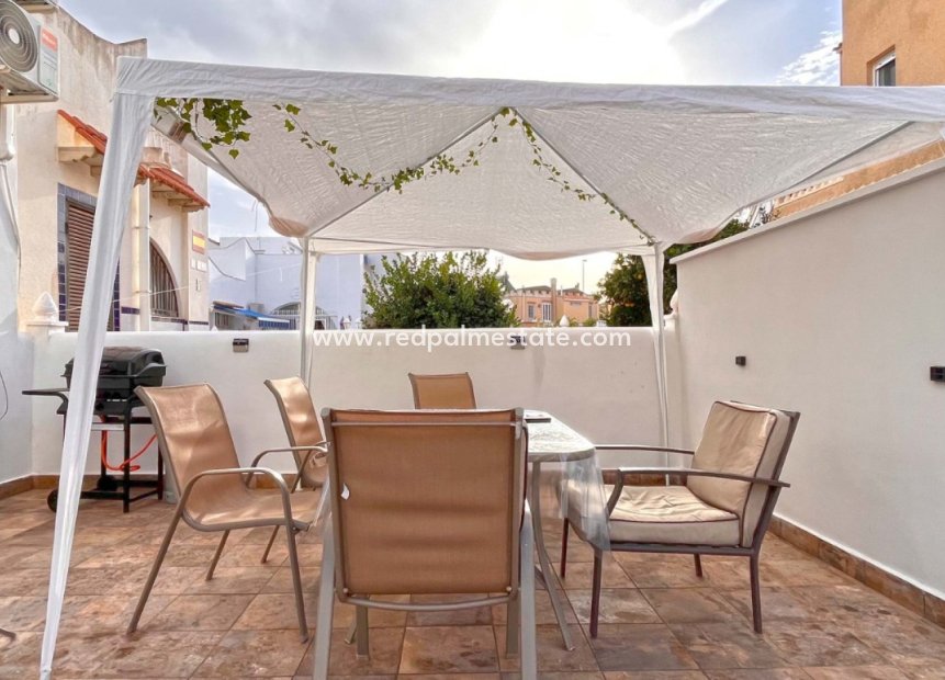 Återförsäljning - Bungalow -
Orihuela Costa - Costa Blanca