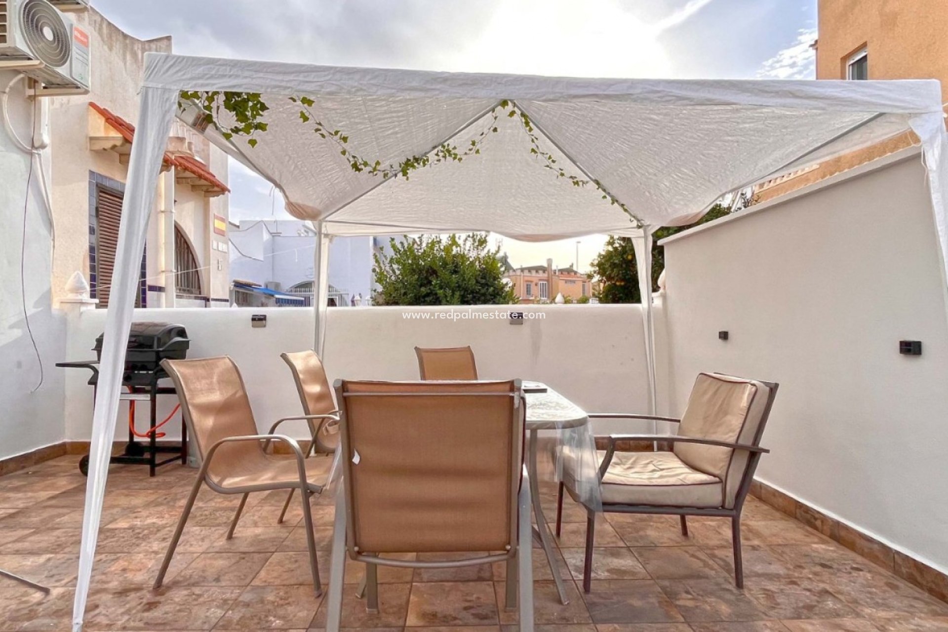 Återförsäljning - Bungalow -
Orihuela Costa - Costa Blanca