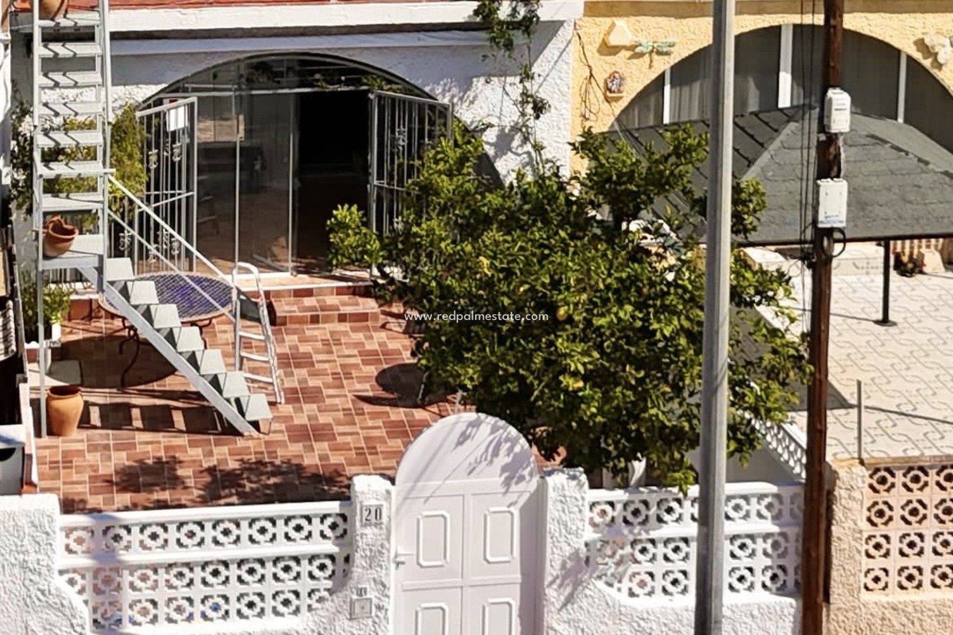 Återförsäljning - Bungalow -
Orihuela Costa - Costa Blanca