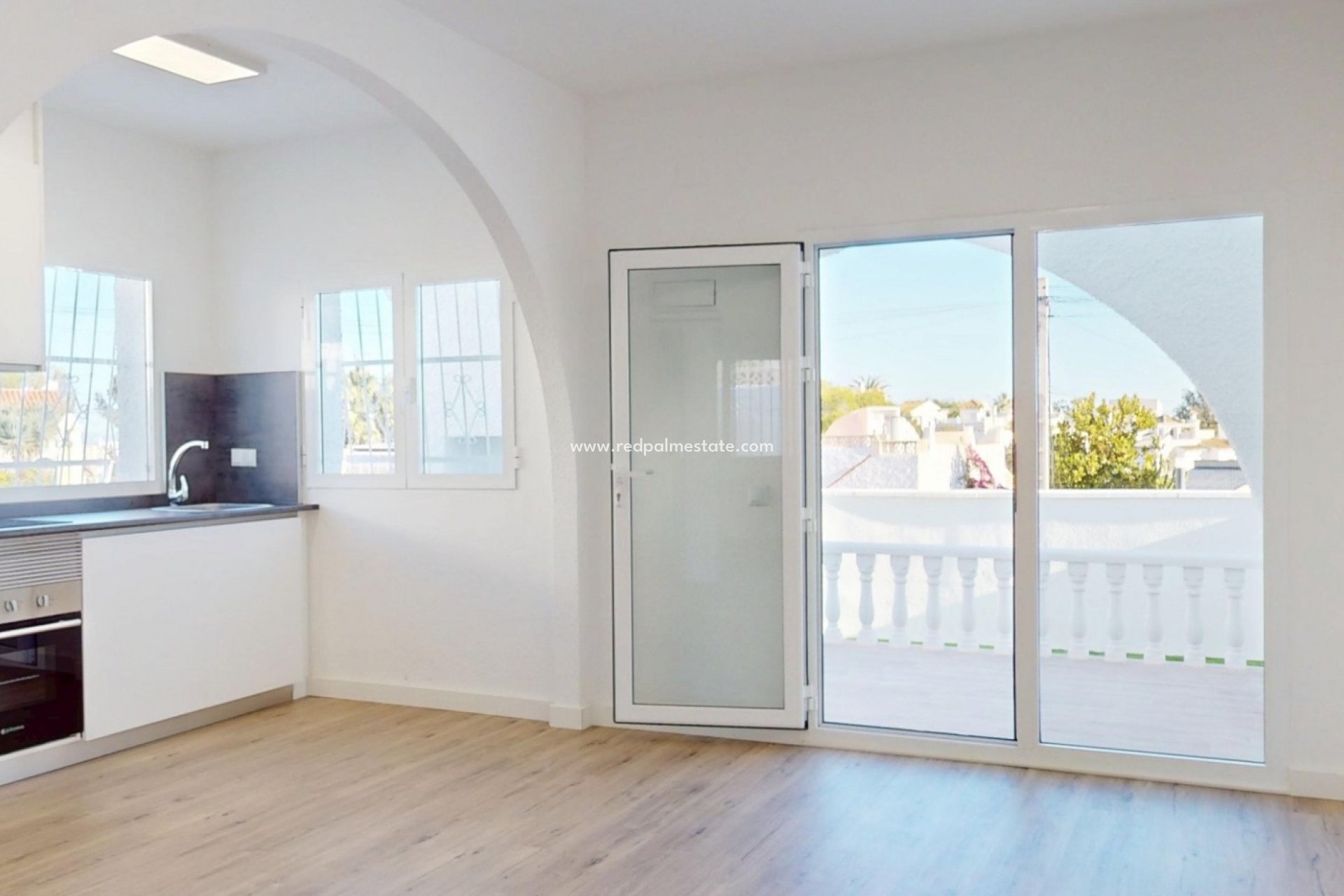 Återförsäljning - Bungalow -
Orihuela Costa - Costa Blanca