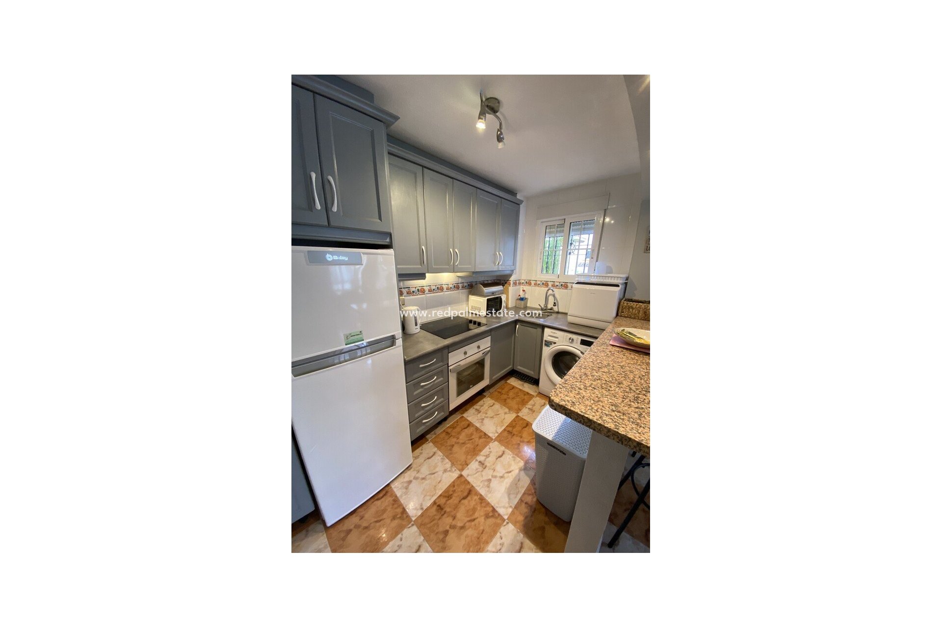 Återförsäljning - Bungalow -
Orihuela Costa - Costa Blanca