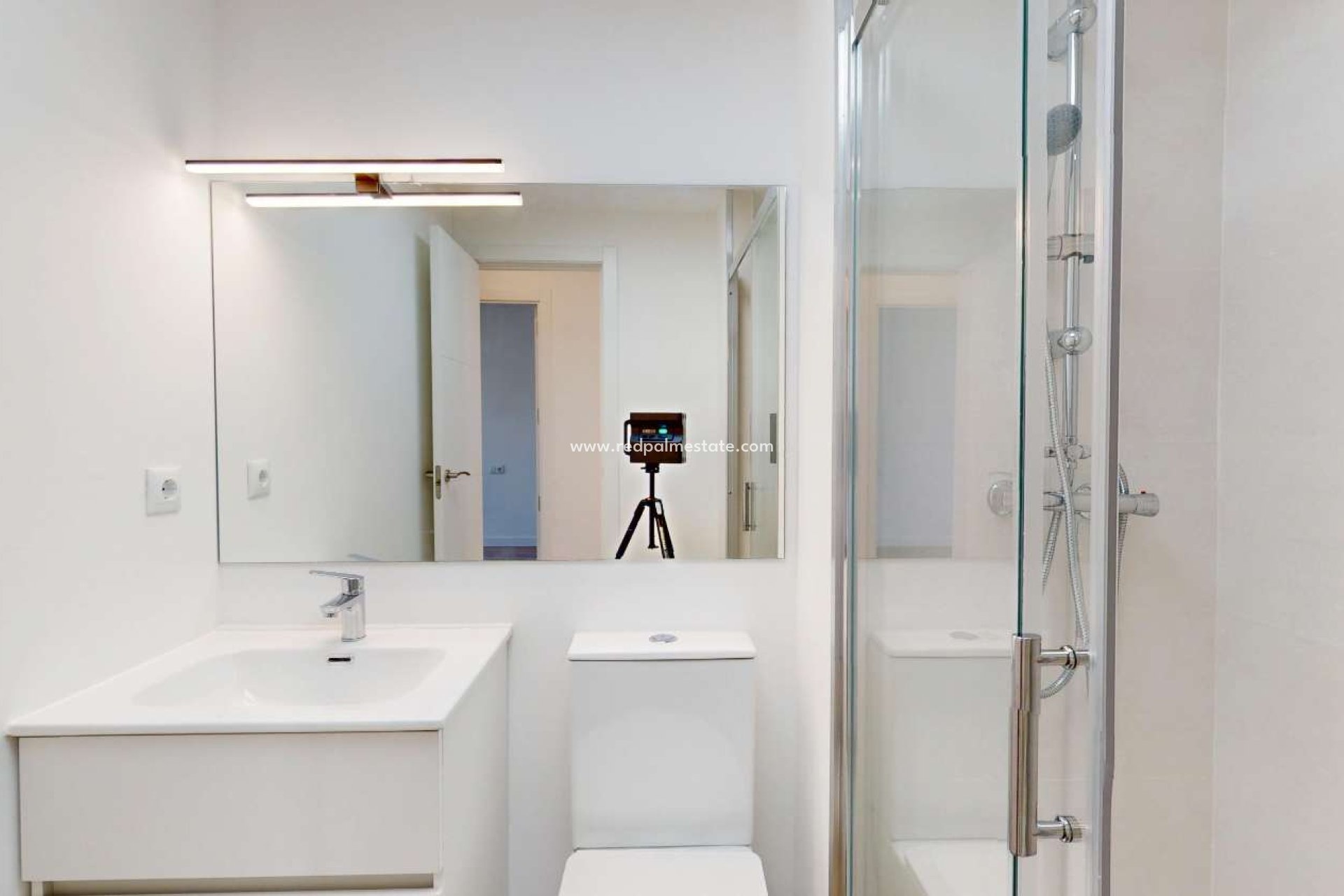 Återförsäljning - Bungalow -
Orihuela Costa - Inland