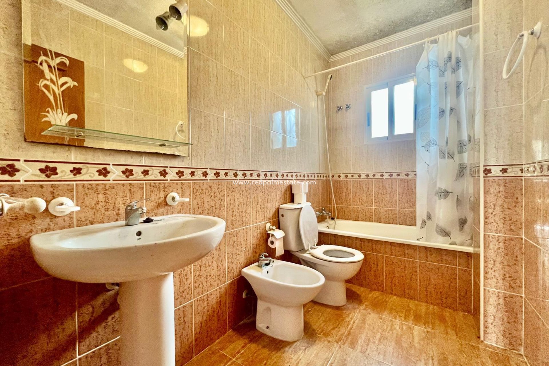 Återförsäljning - Bungalow -
Orihuela Costa - La Chismosa