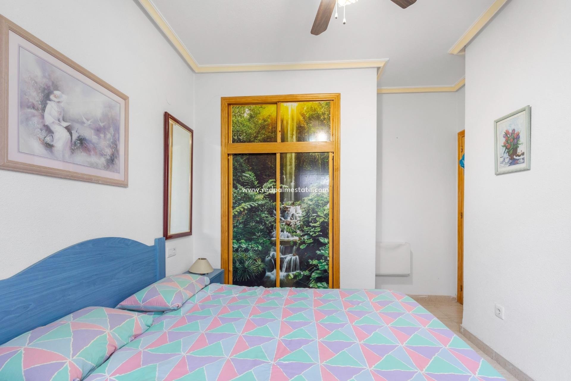 Återförsäljning - Bungalow -
Orihuela Costa - La Florida