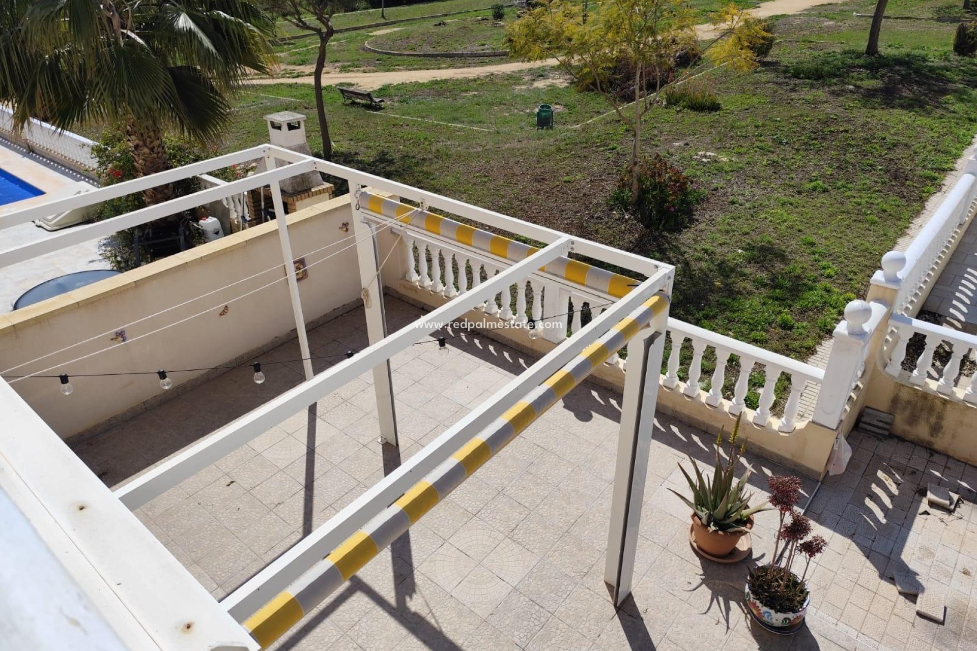 Återförsäljning - Bungalow -
Orihuela Costa - La Florida