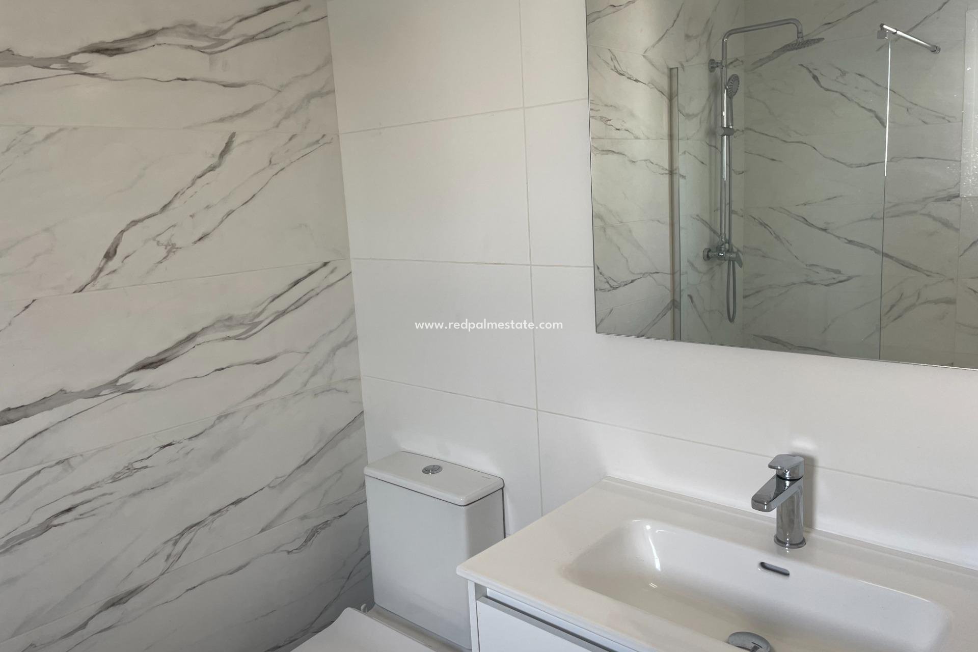 Återförsäljning - Bungalow -
Orihuela Costa - La Regia