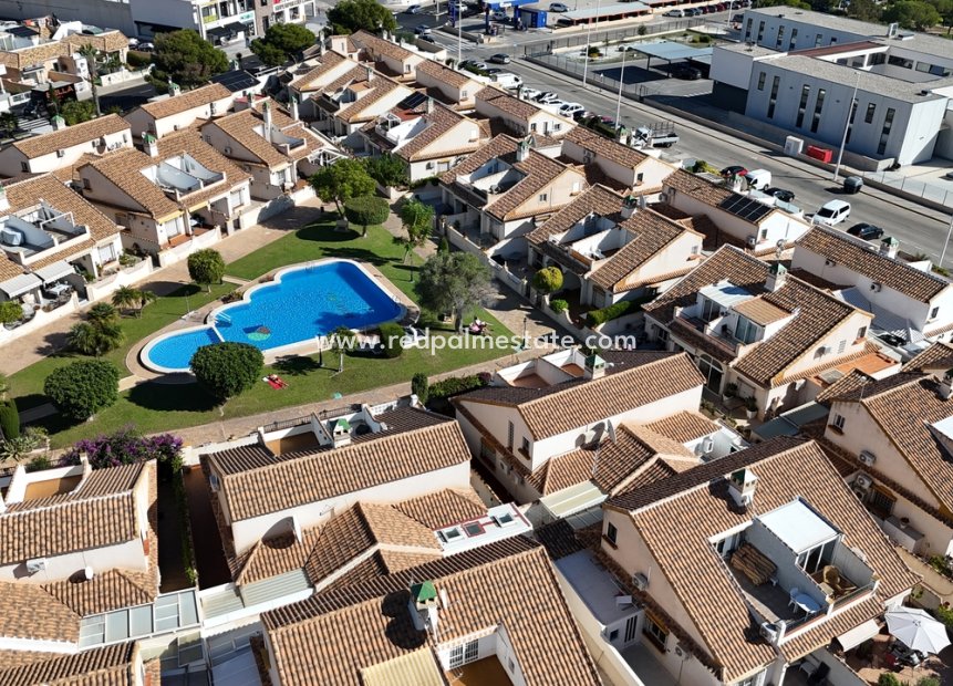 Återförsäljning - Bungalow -
Orihuela Costa - La Zenia