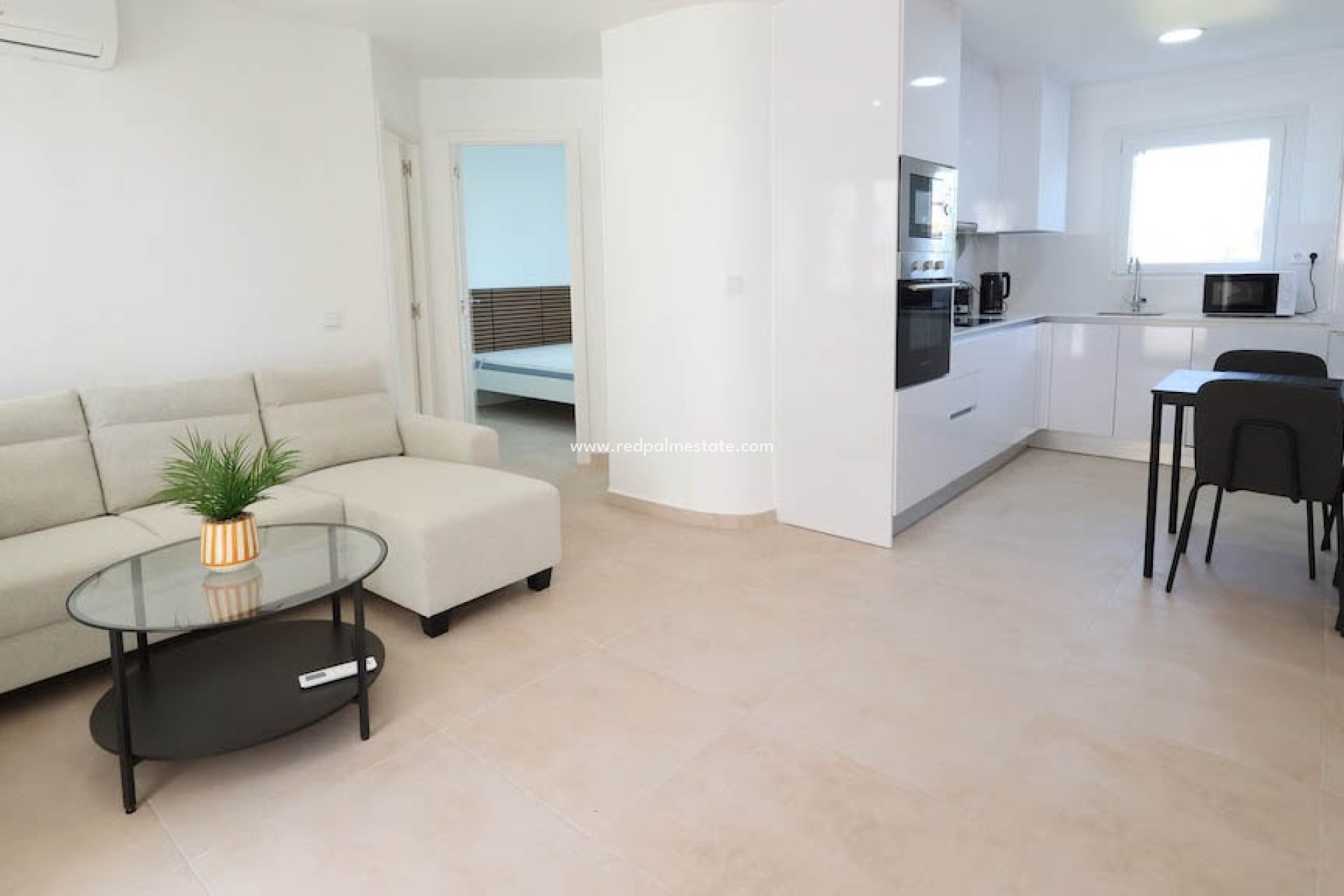 Återförsäljning - Bungalow -
Orihuela Costa - La Zenia