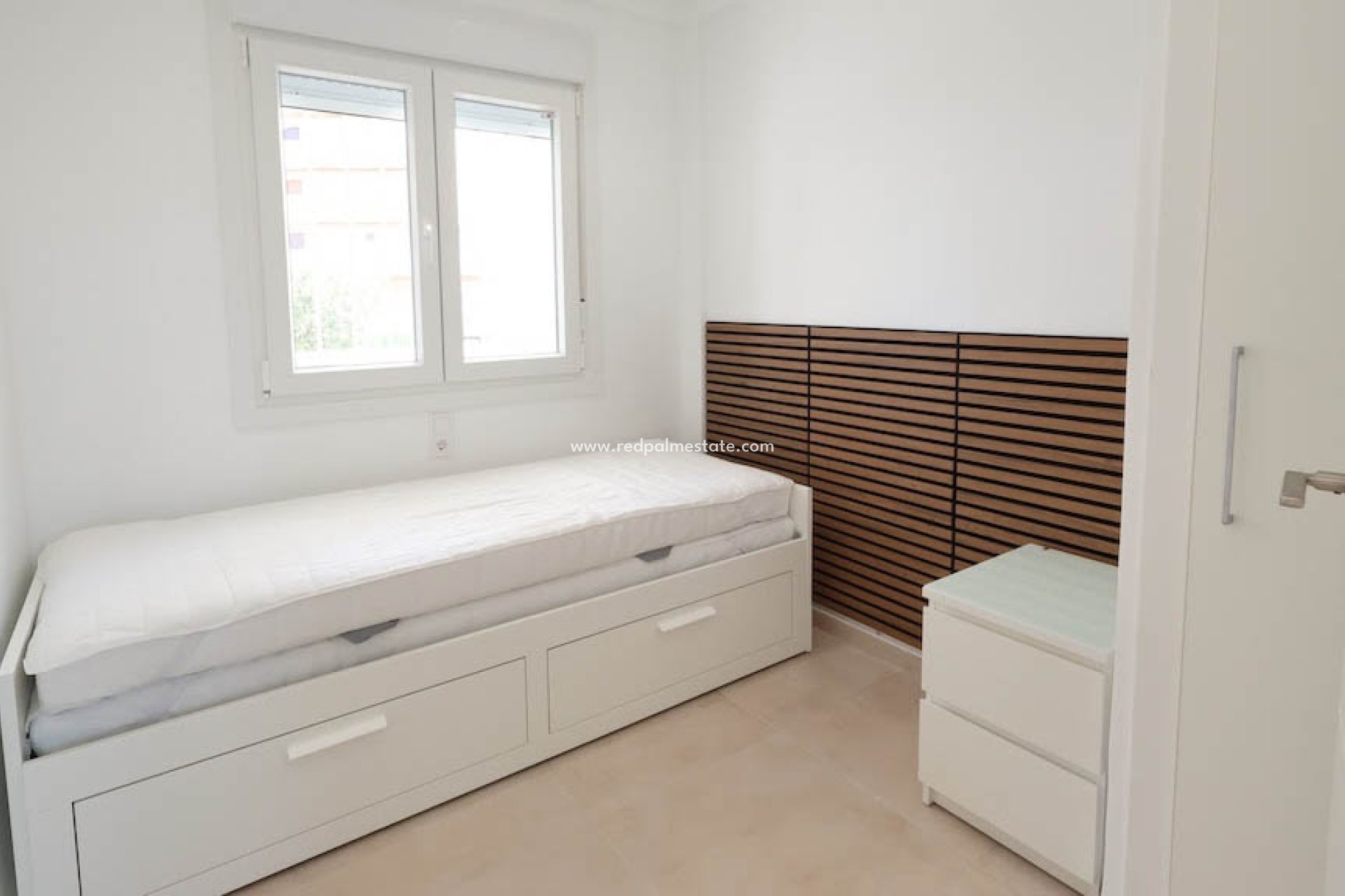 Återförsäljning - Bungalow -
Orihuela Costa - La Zenia