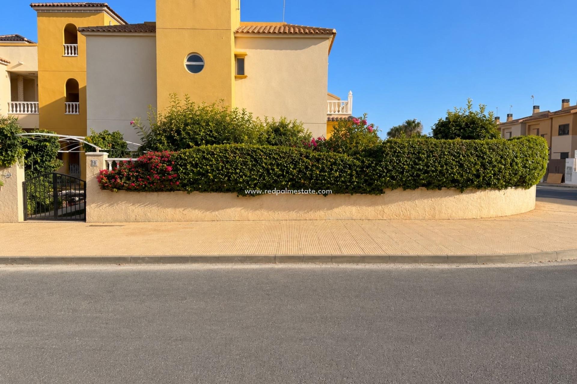 Återförsäljning - Bungalow -
Orihuela Costa - Lomas de Cabo Roig