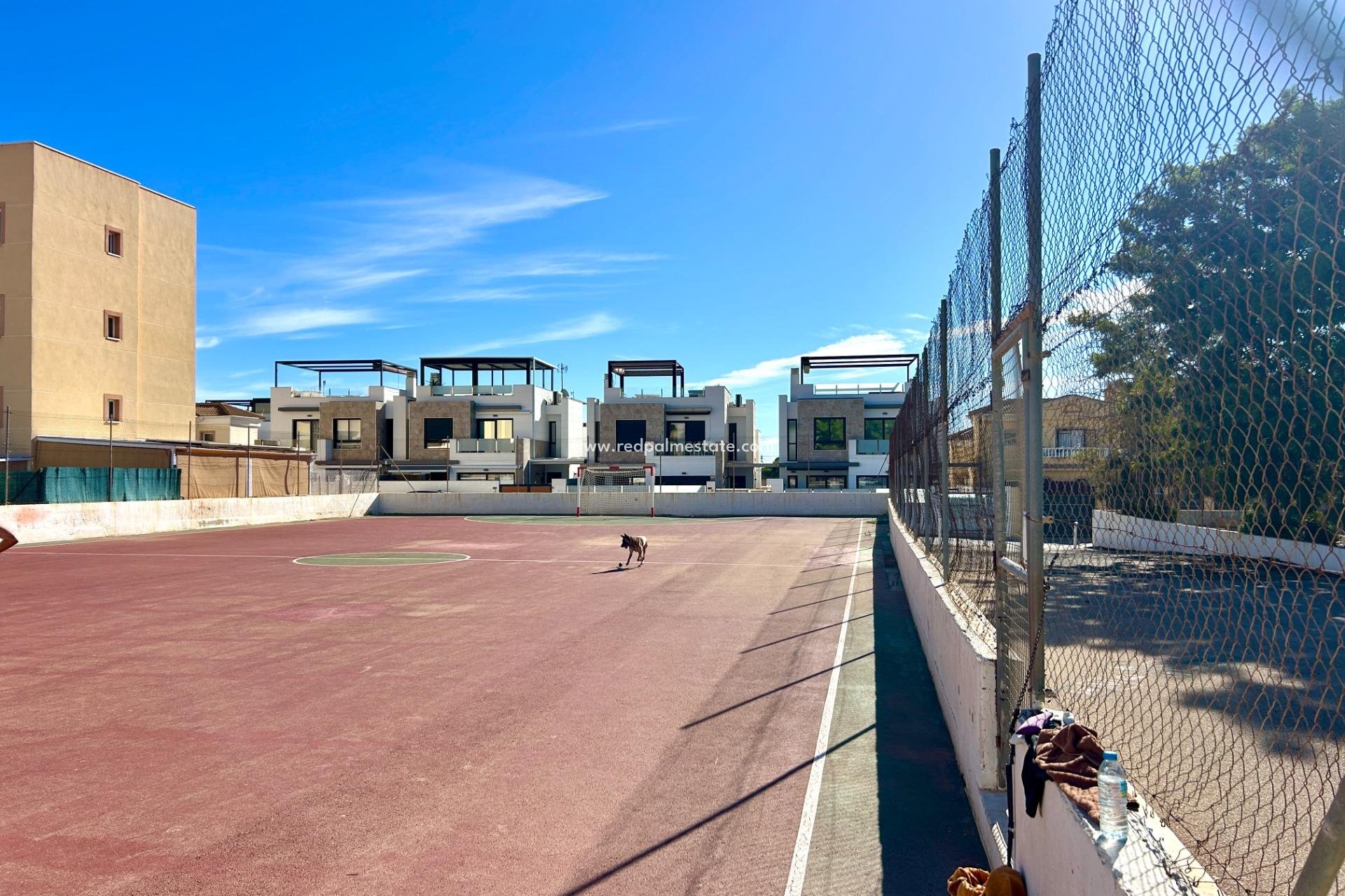 Återförsäljning - Bungalow -
Orihuela Costa - Lomas De Don Juan