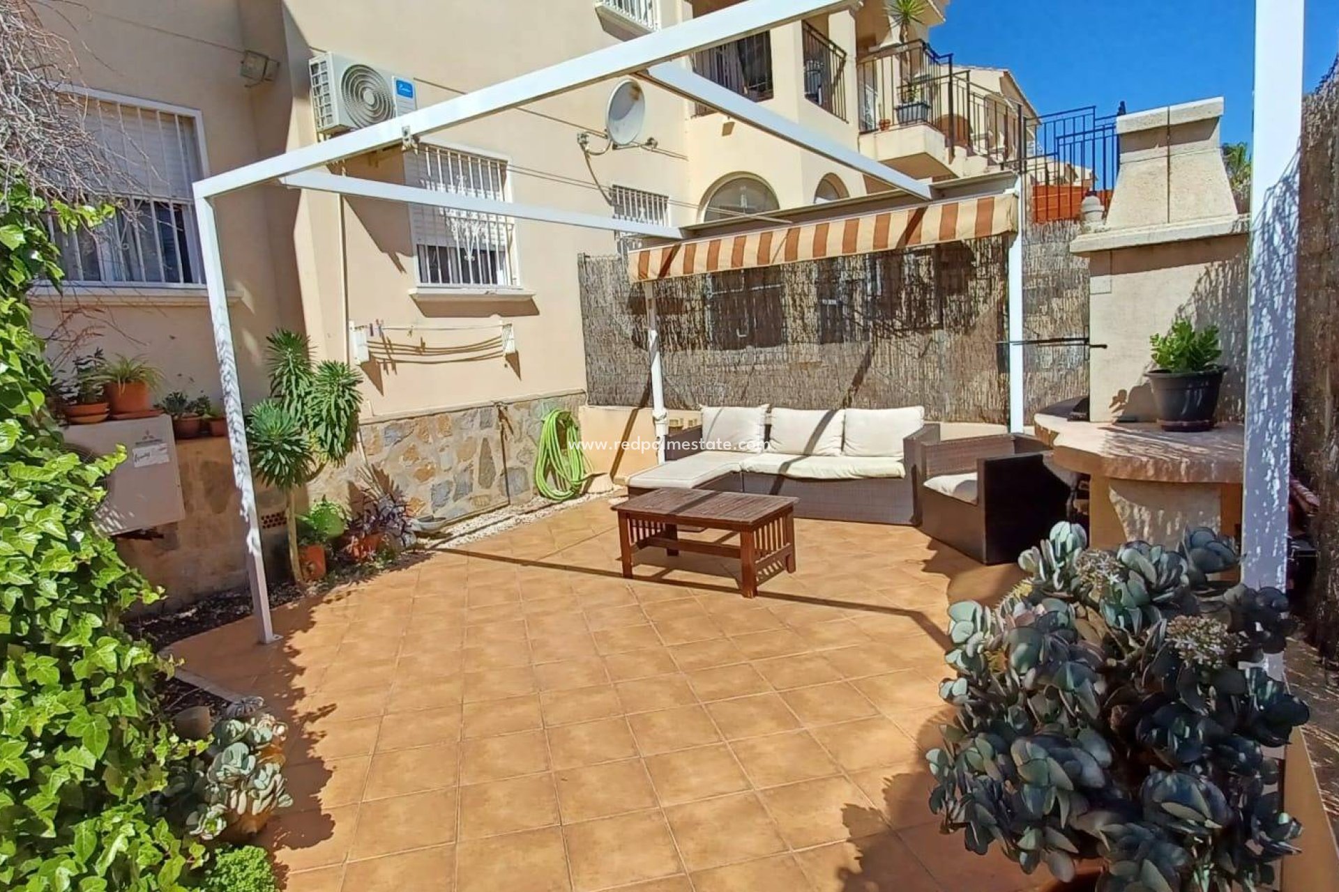 Återförsäljning - Bungalow -
Orihuela Costa - Los Almendros-la Florida
