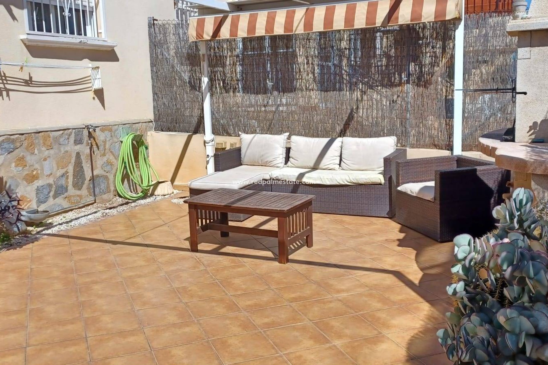 Återförsäljning - Bungalow -
Orihuela Costa - Los Almendros-la Florida