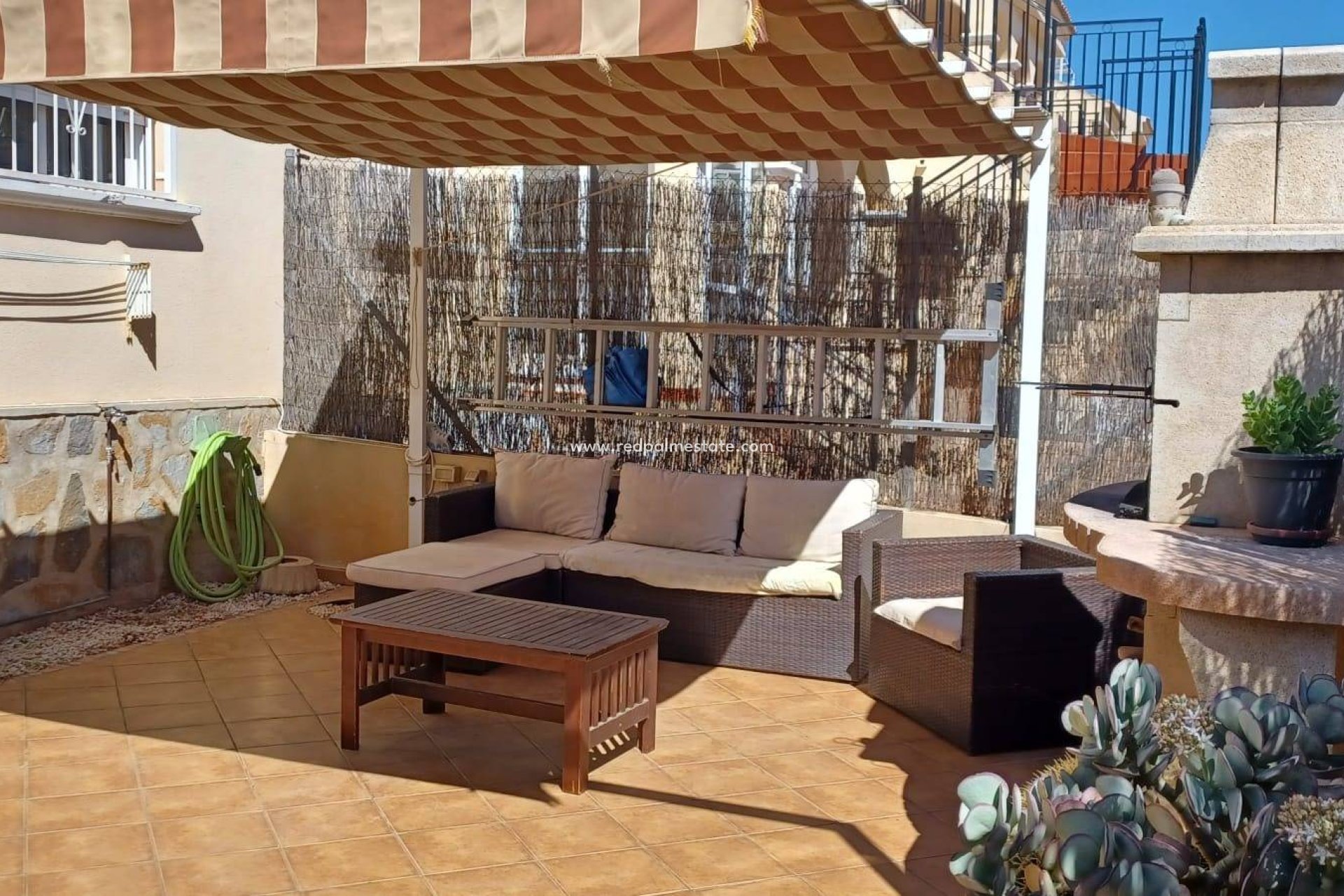 Återförsäljning - Bungalow -
Orihuela Costa - Los Almendros-la Florida