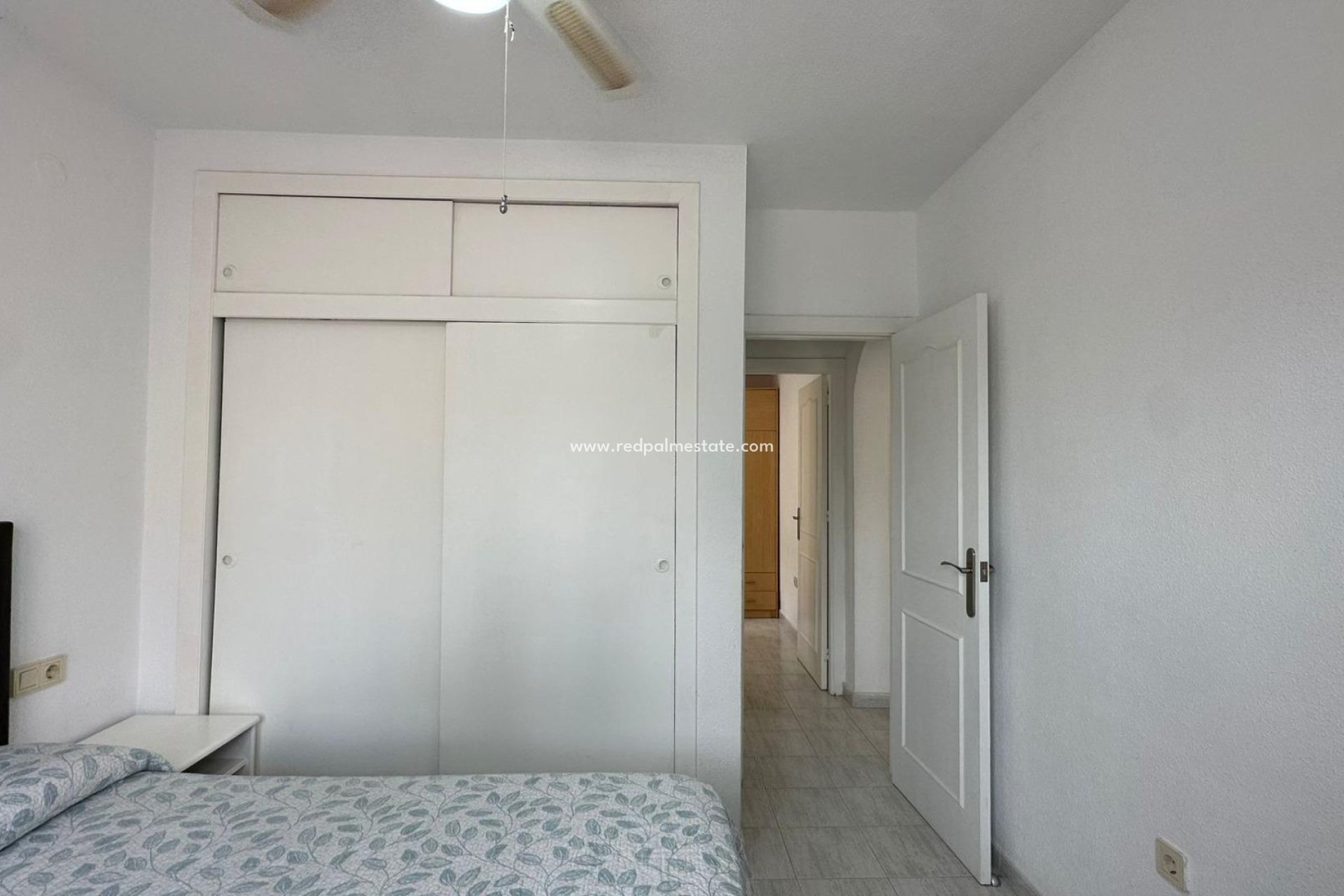 Återförsäljning - Bungalow -
Orihuela Costa - Los Almendros-la Florida