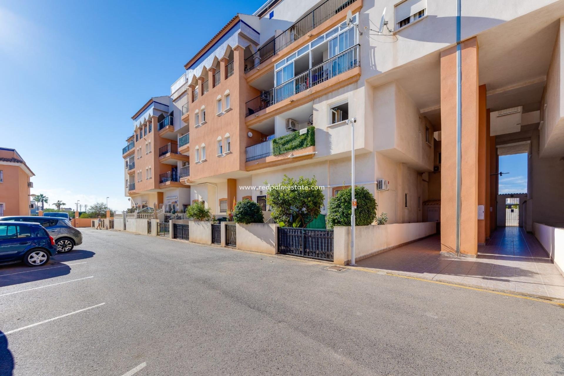 Återförsäljning - Bungalow -
Orihuela Costa - Playa Flamenca