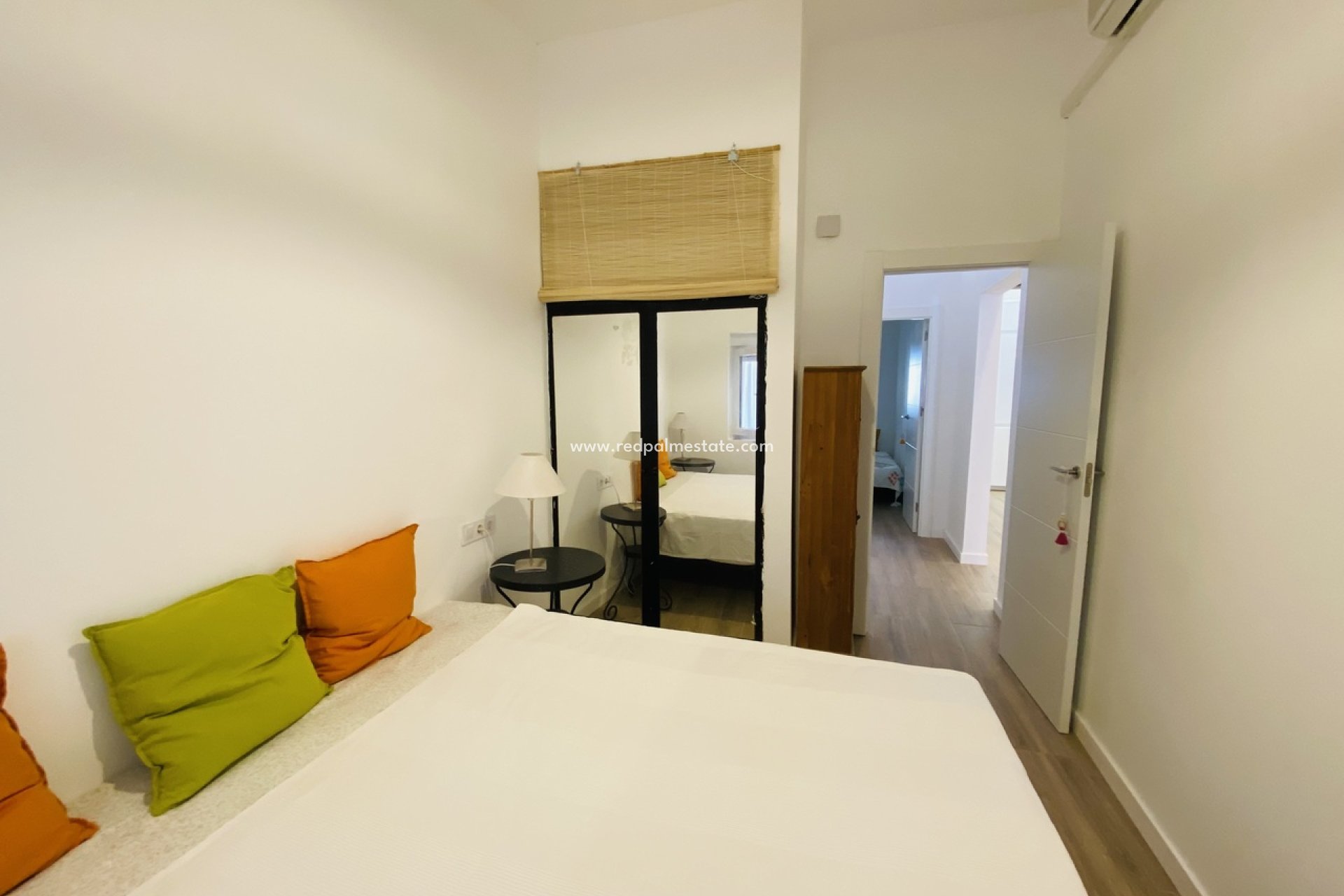 Återförsäljning - Bungalow -
Orihuela Costa - Playa Flamenca