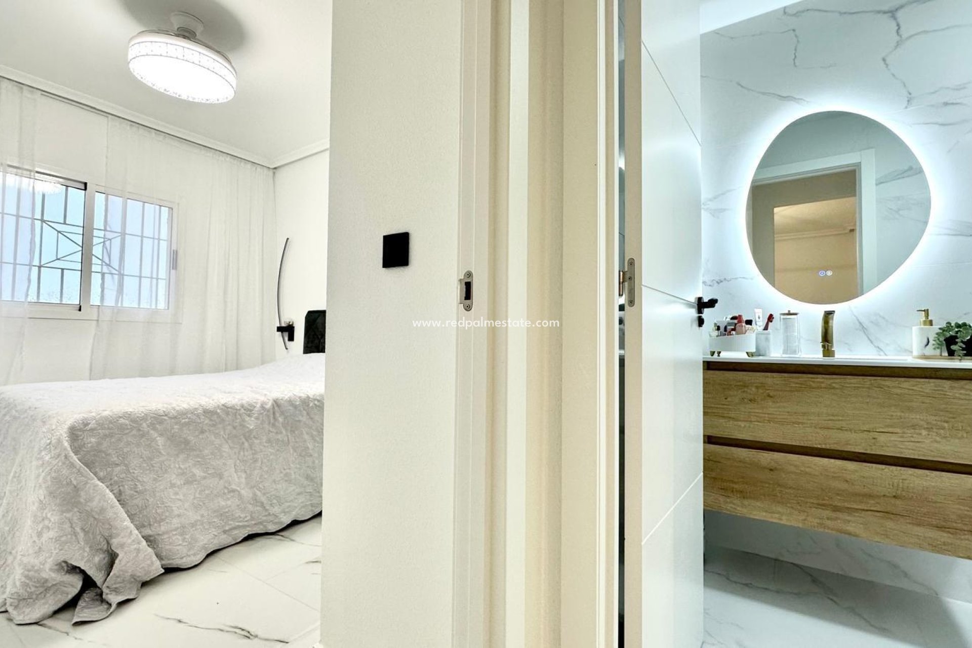 Återförsäljning - Bungalow -
Orihuela Costa - Playa Flamenca