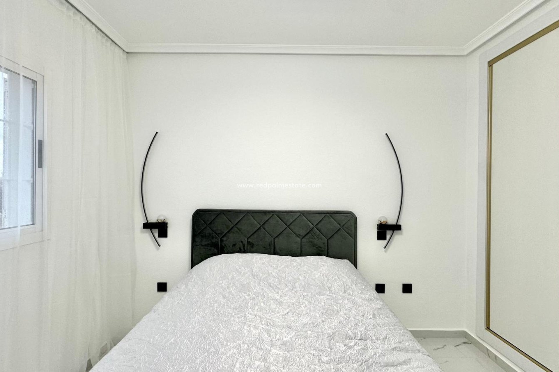 Återförsäljning - Bungalow -
Orihuela Costa - Playa Flamenca