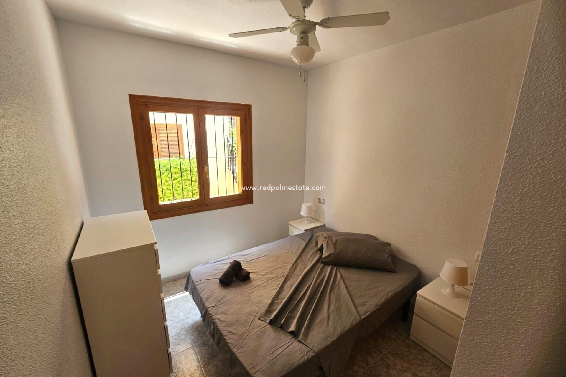 Återförsäljning - Bungalow -
Orihuela Costa - Playa Flamenca