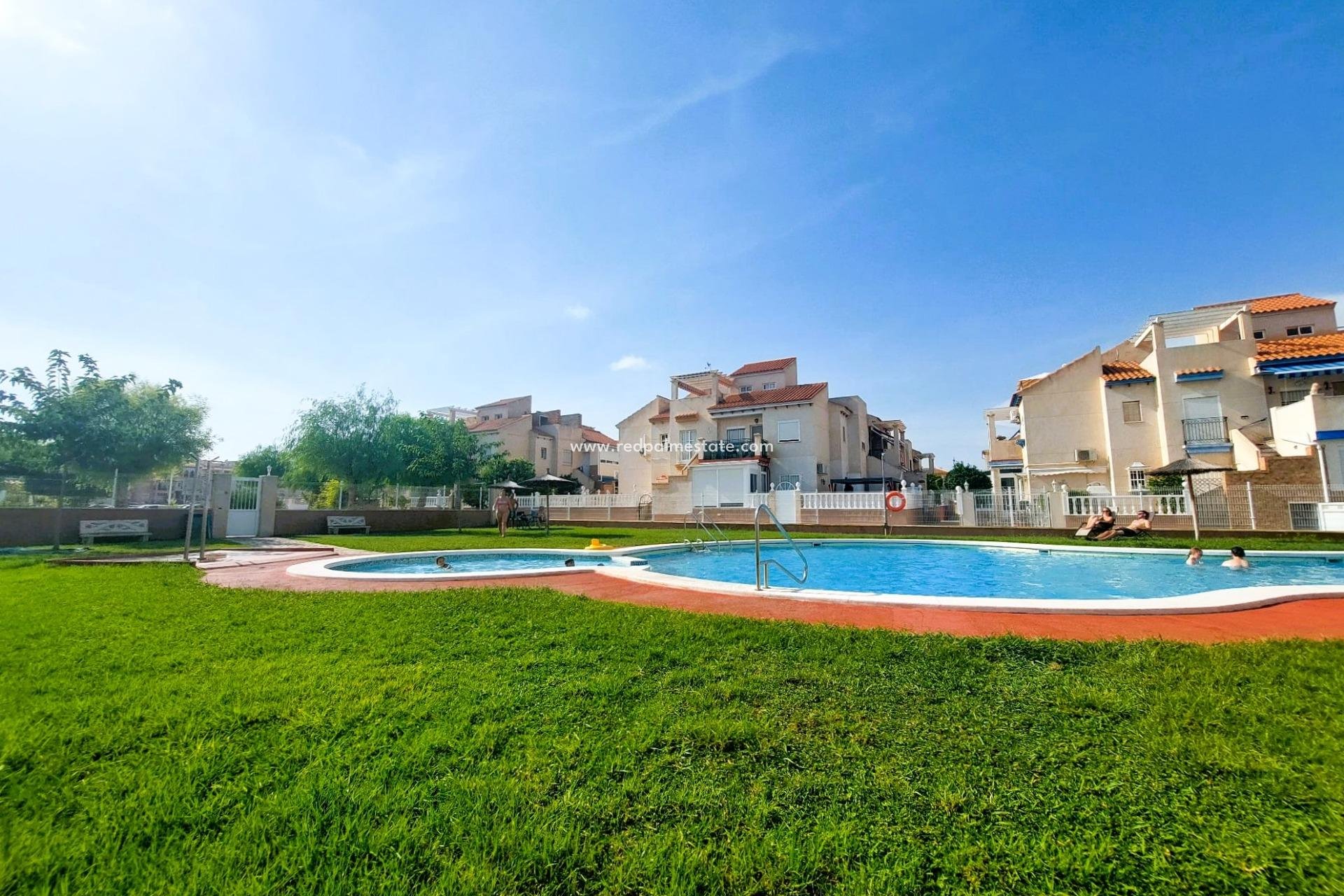 Återförsäljning - Bungalow -
Orihuela Costa - Playa Flamenca