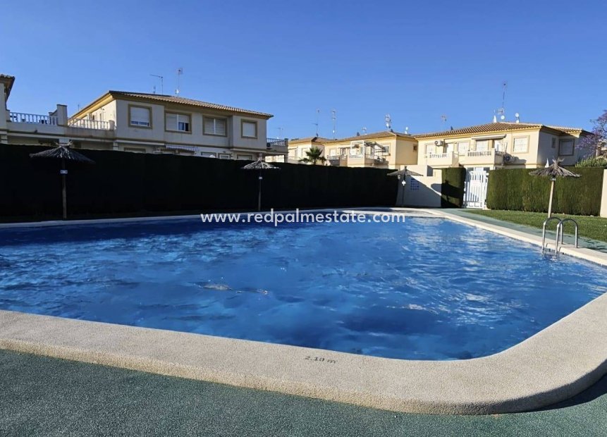 Återförsäljning - Bungalow -
Orihuela Costa - Playa Flamenca