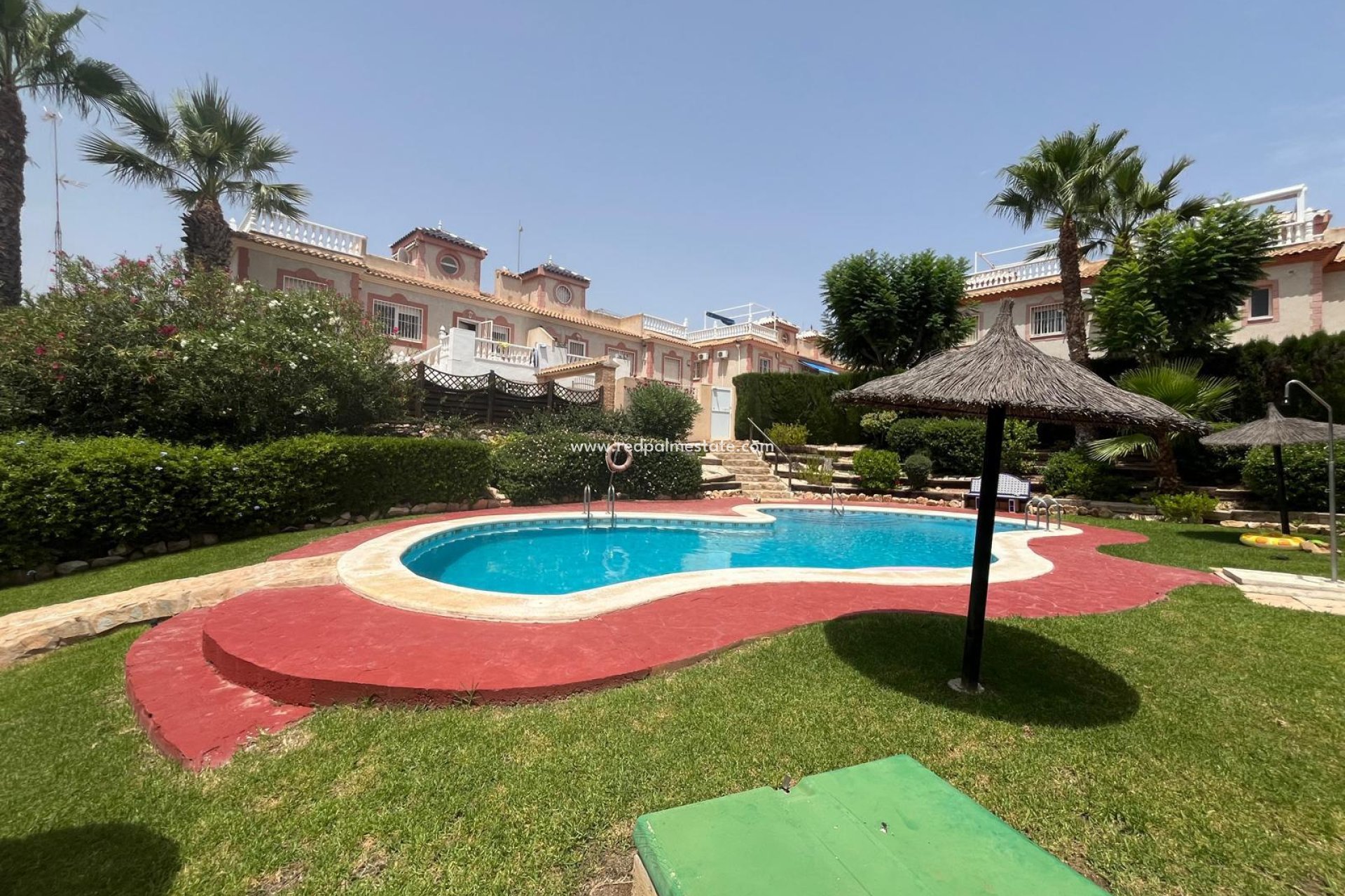 Återförsäljning - Bungalow -
Orihuela Costa - Punta Prima